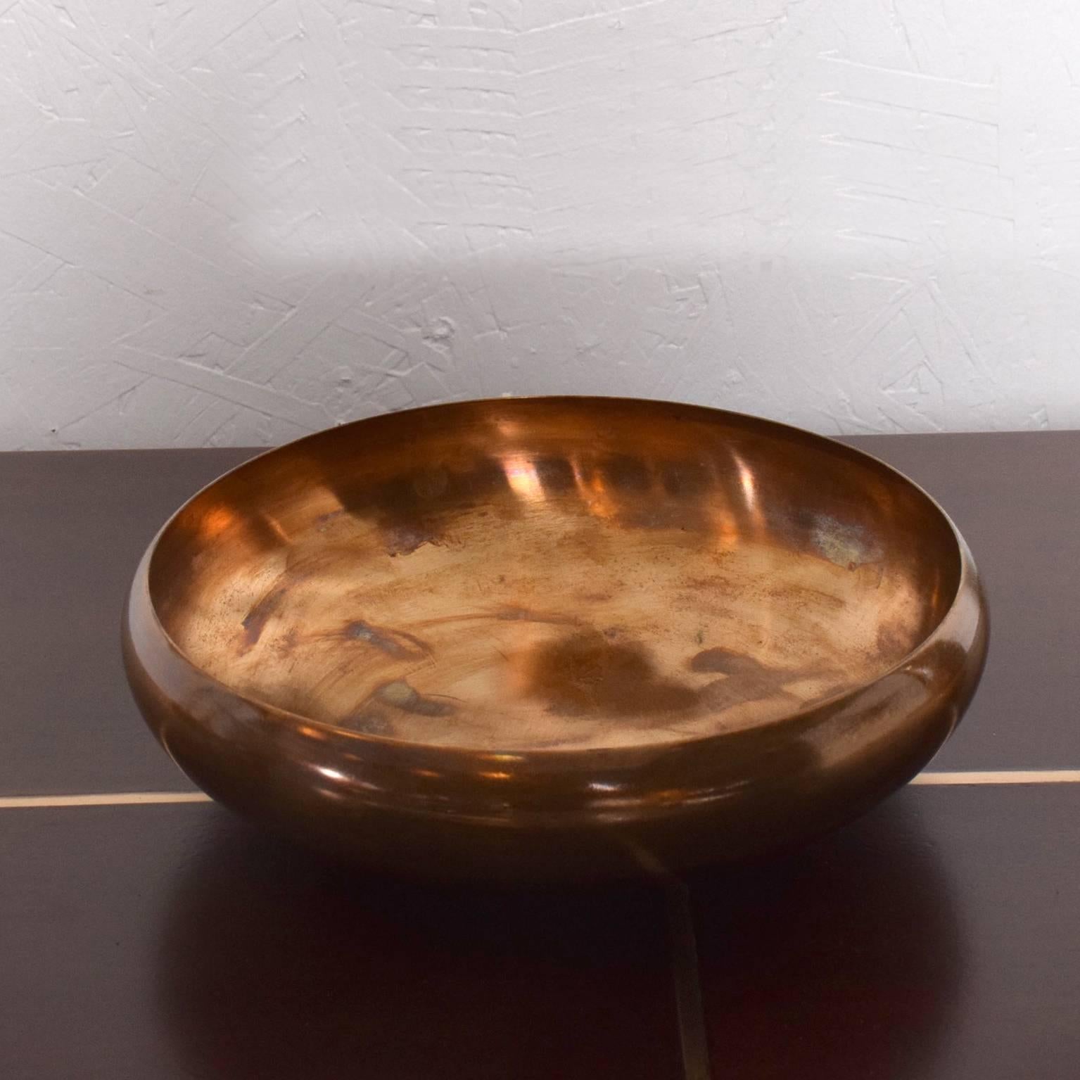 Mid-20th Century Mid-Century Modern Saxton Brass Bronze Decorative Sculptural Bowl