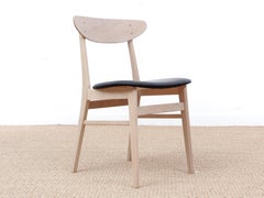 Mid-Century Modern Scandinavian 210 r Chair by Thomas Harlev