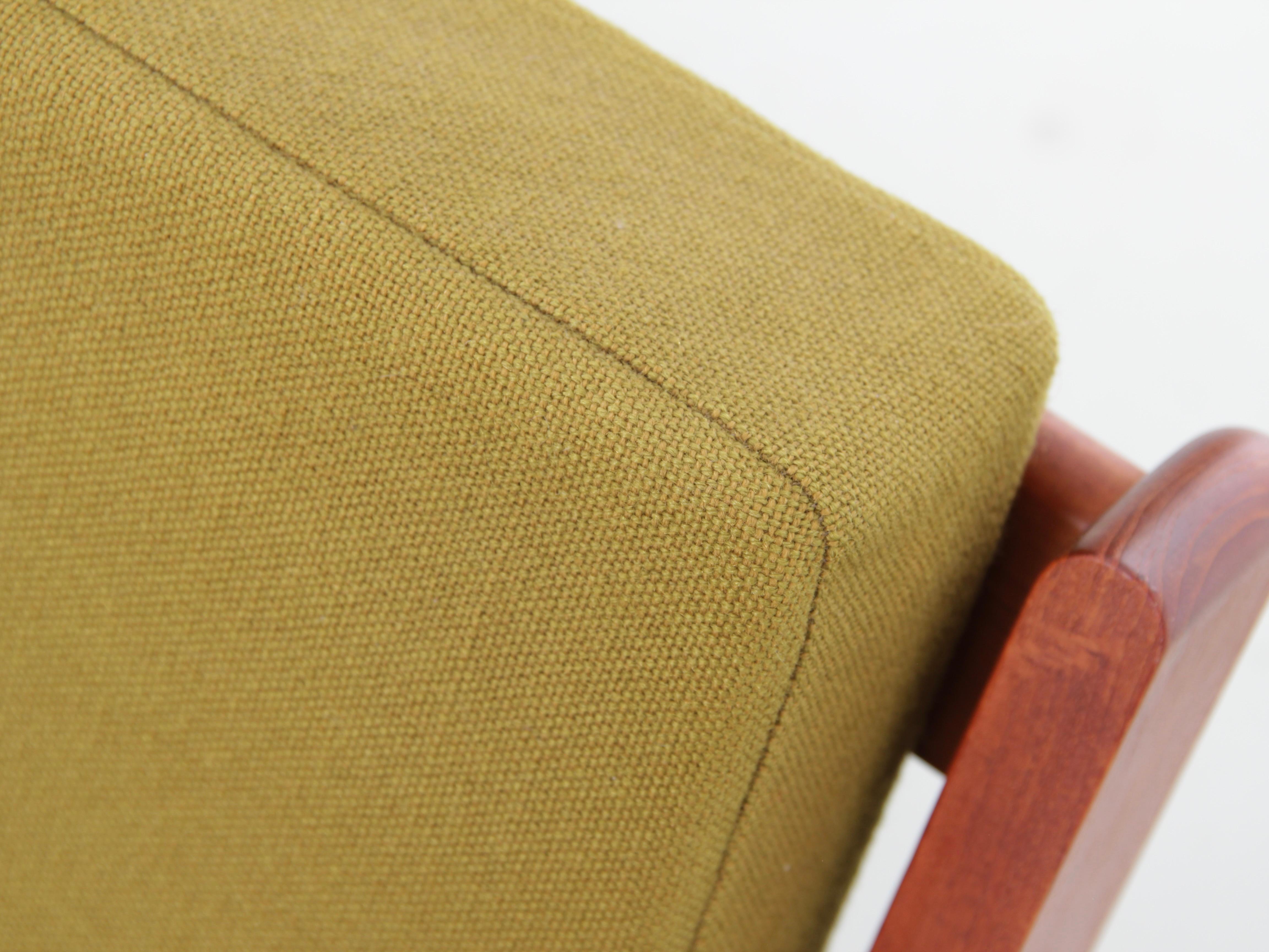 Mid-Century Modern Scandinavian 3 Seat Sofa Model GE 290 in Teak by Hans Wegner 5