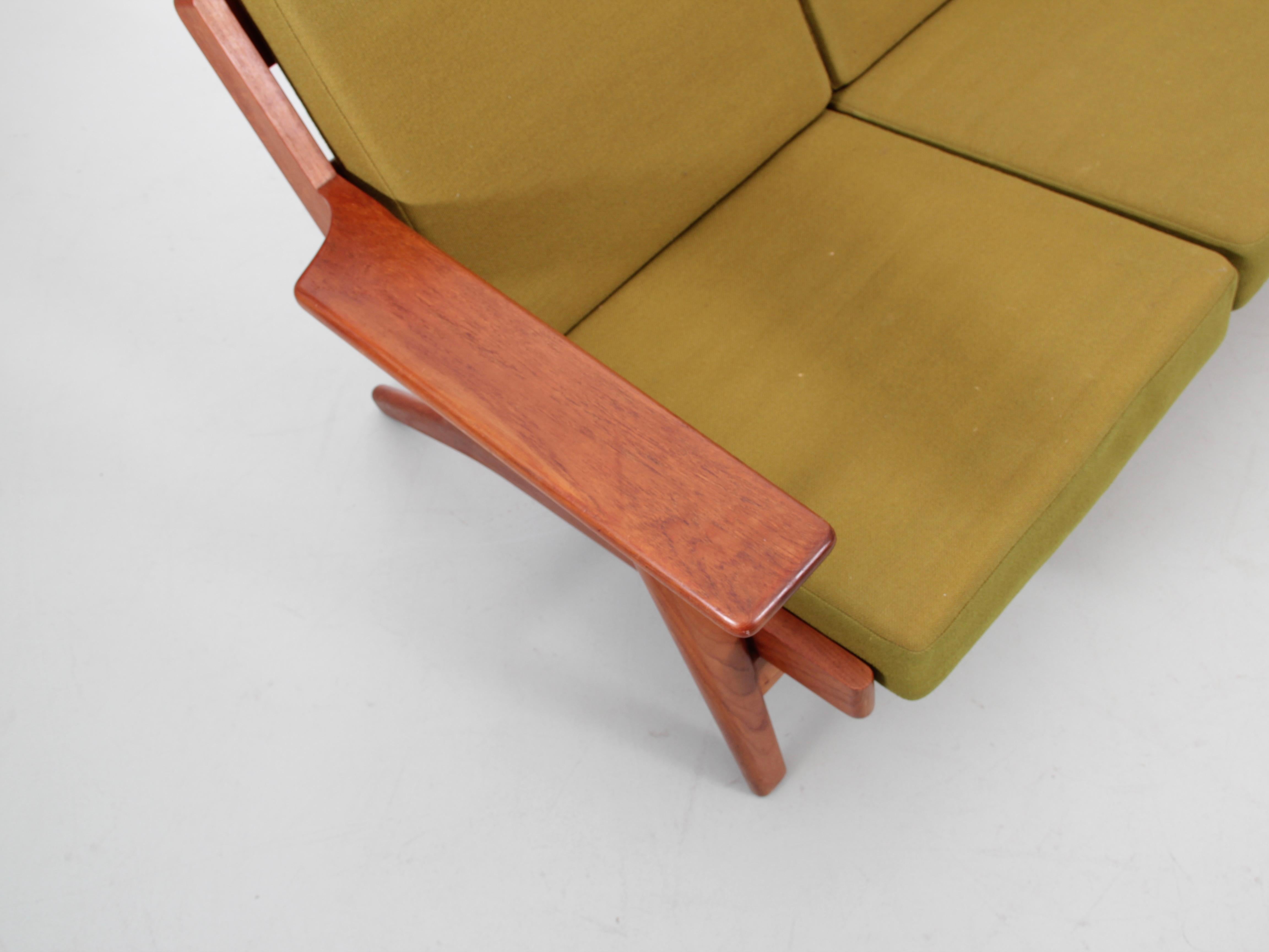 Mid-20th Century Mid-Century Modern Scandinavian 3 Seat Sofa Model GE 290 in Teak by Hans Wegner
