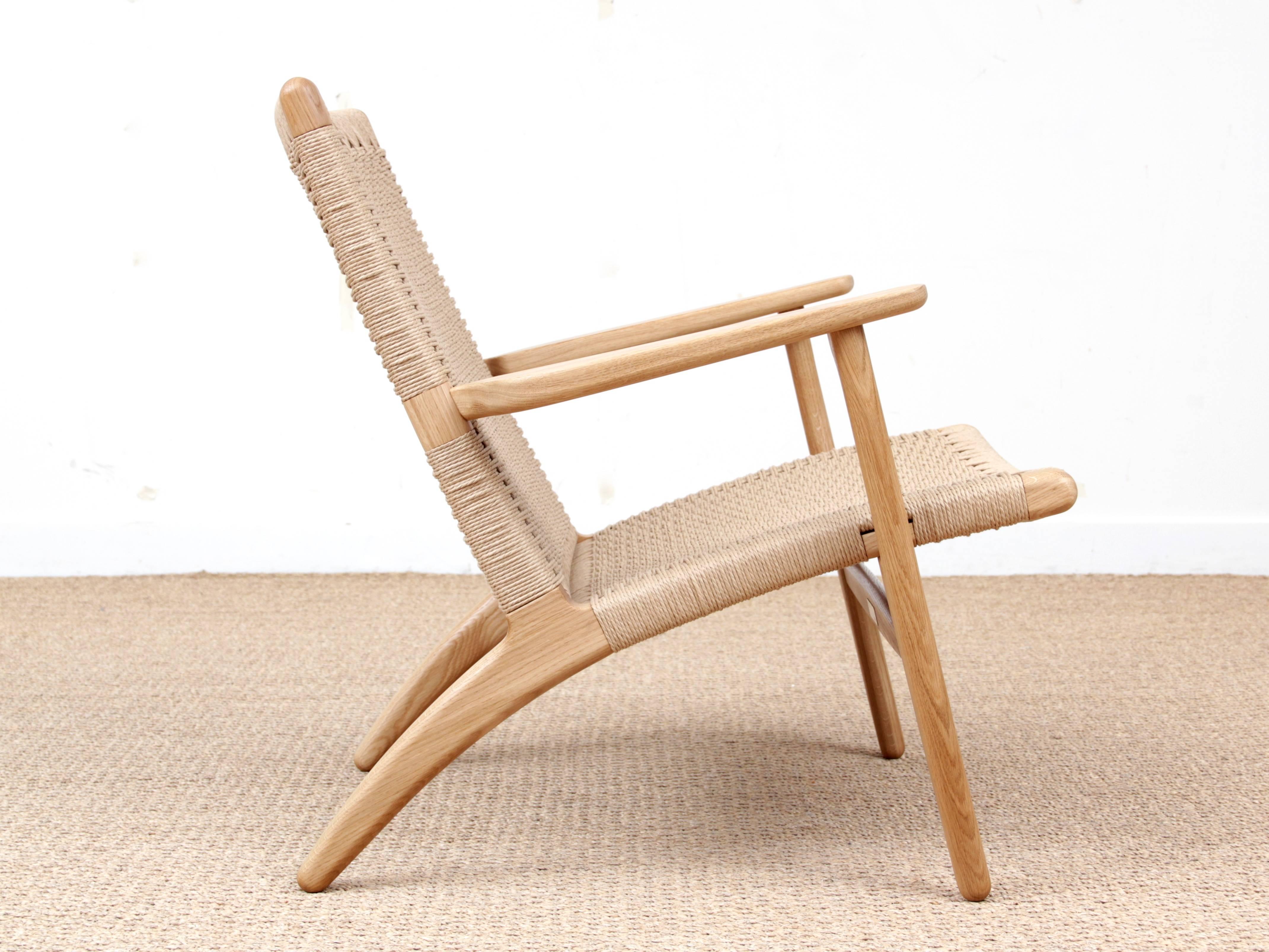 Skandinavischer Sessel aus Eiche, Modell CH 25 von Hans Wegner, Mid-Century Modern im Angebot 5