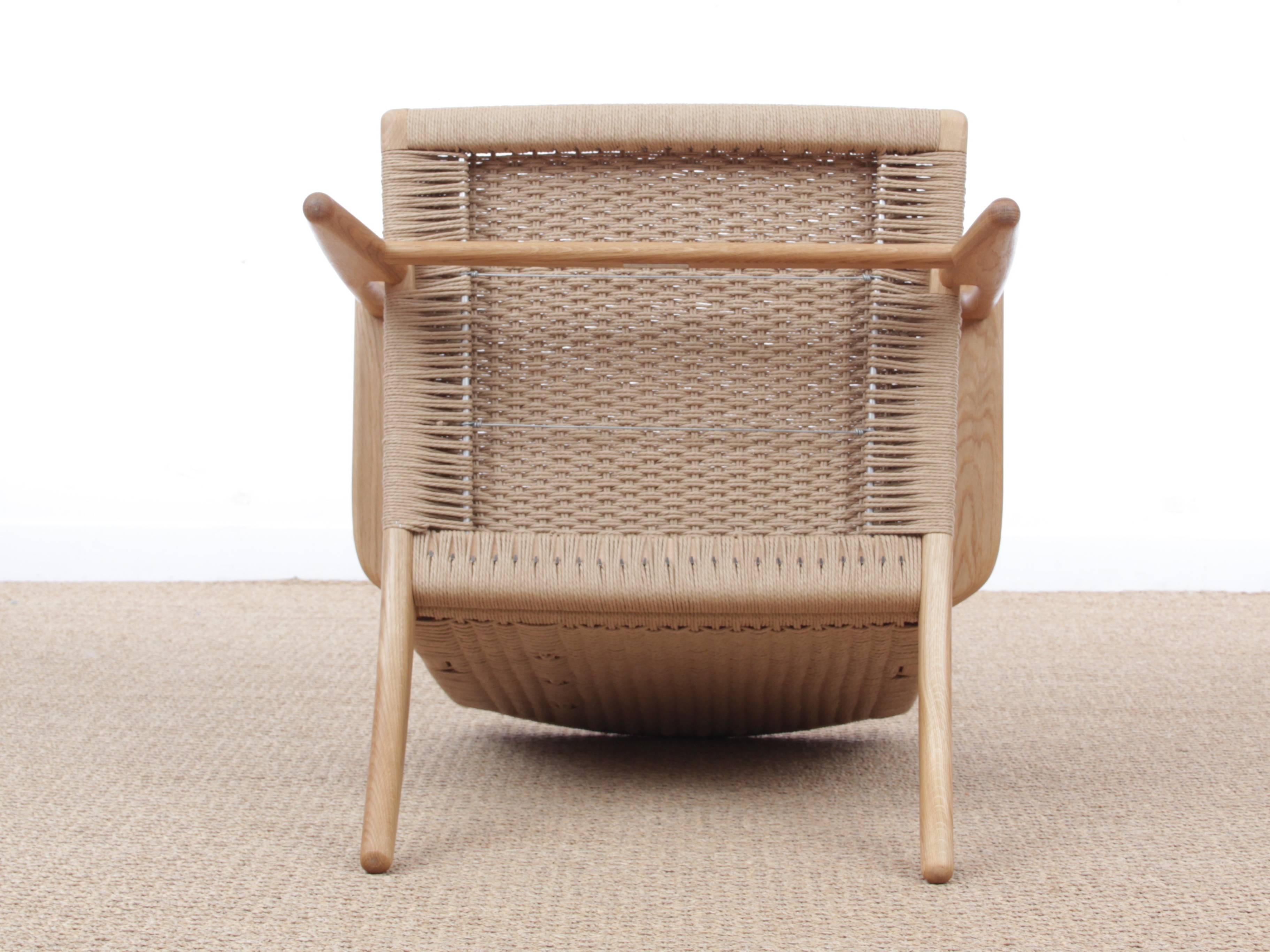 Poltrona scandinava moderna di metà secolo in Oak modello CH 25 di Hans Wegner In condizioni buone in vendita a Courbevoie, FR