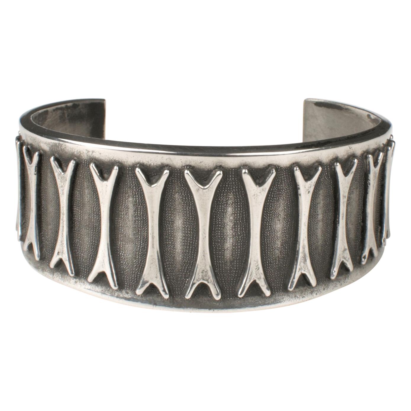 Mid-Century Modern Scandinavian Armband Silver Color Pewter Måstad Norway, 1960s For Sale