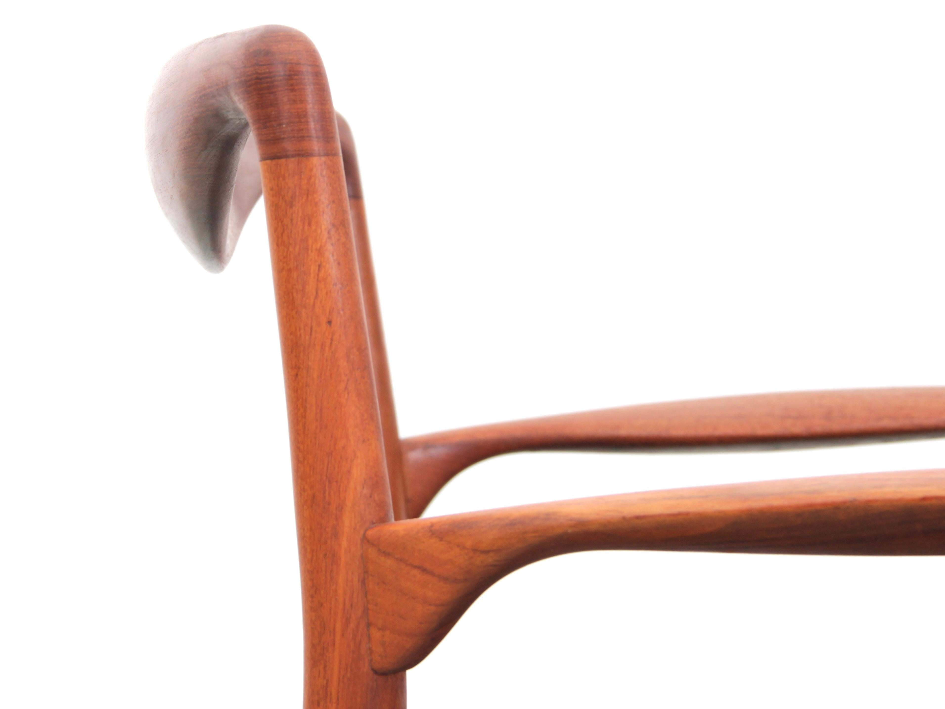 Mid-Century modern scandinavian armchair in teak by Kai Lyngfeldt-Larsen For Sale 7