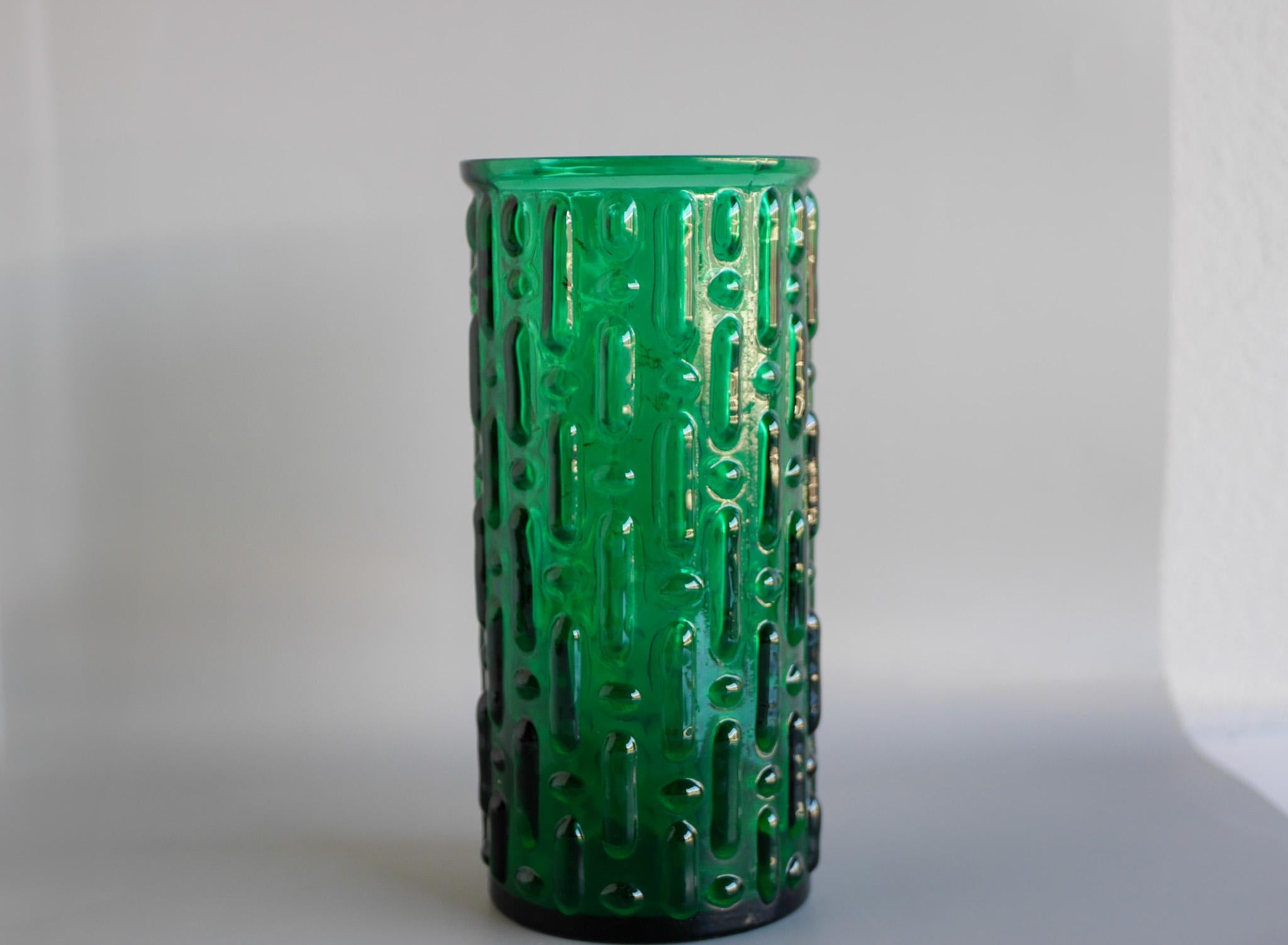 Vase d'art scandinave moderne du milieu du siècle dernier de Reijmyre en vert émeraude en vente 6