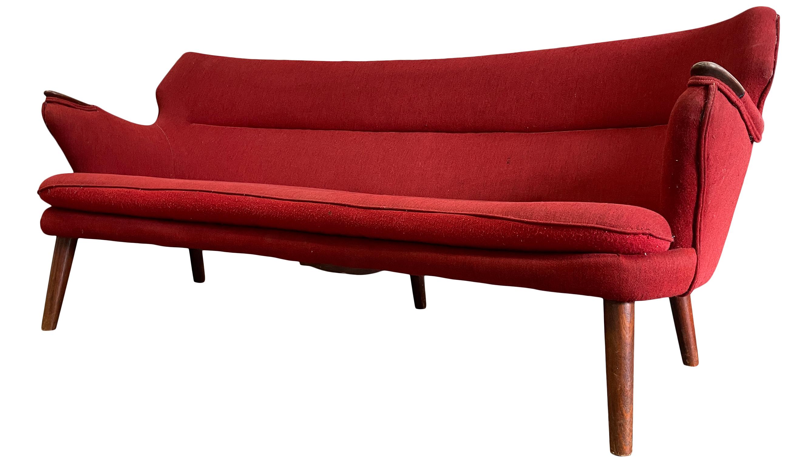 Skandinavisches Banana-Sofa von Kurt Olsen, Modell 220, Mid-Century Modern (Holzarbeit) im Angebot