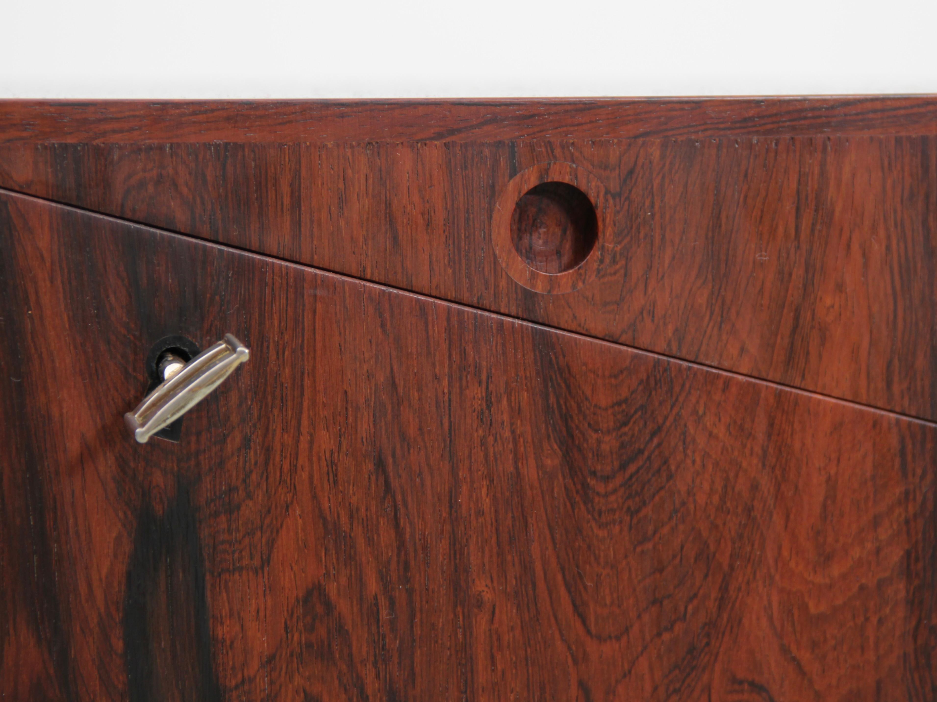 Bar scandinave moderne du milieu du siècle en bois de rose de Lief Alring en vente 7