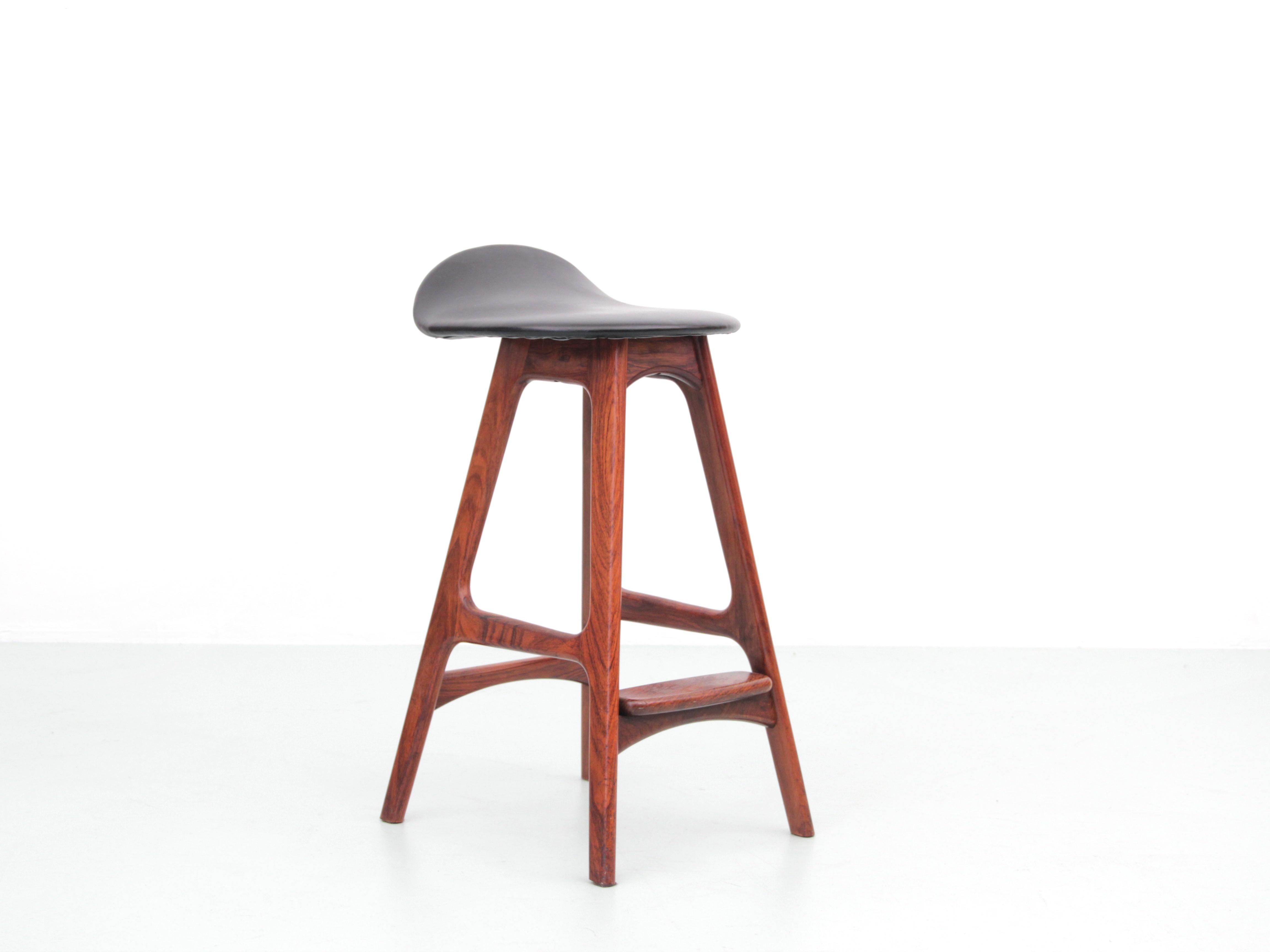 modern scandinavian bar stools