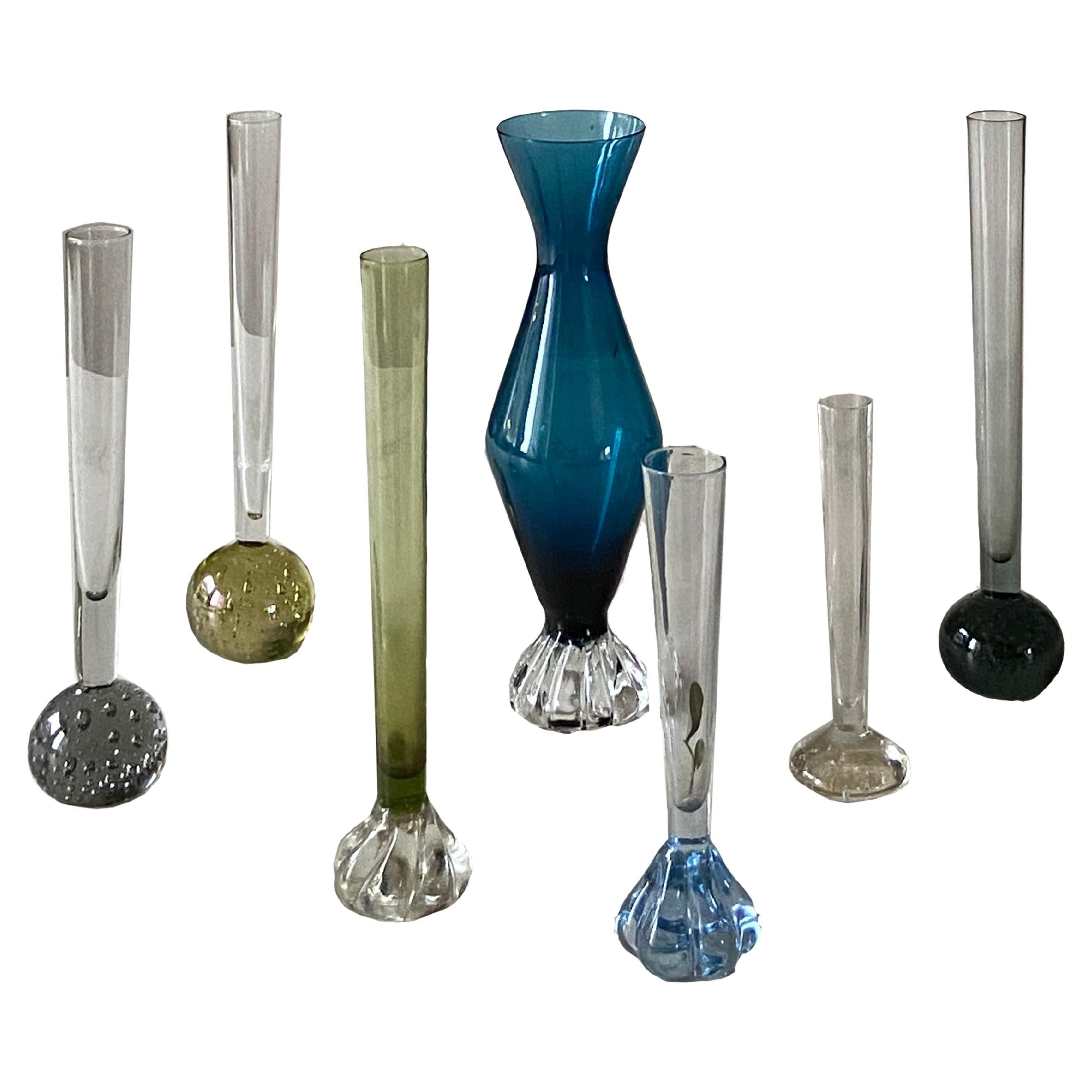 Vases à pied unique de style scandinave moderne du milieu du siècle, bleu et vert
