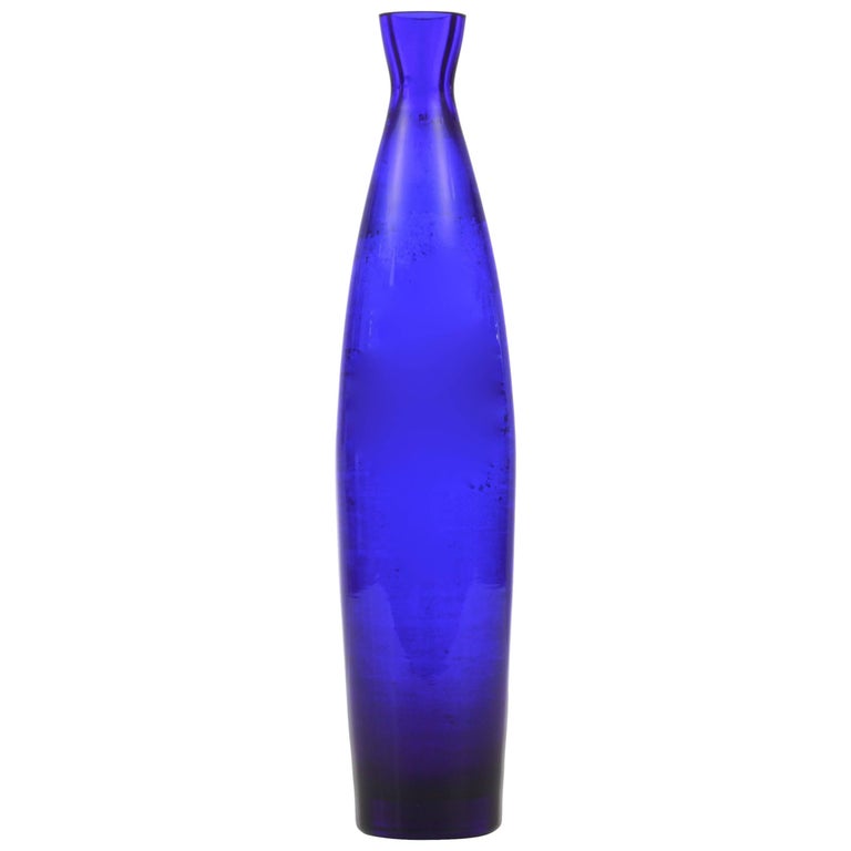 MidCentury Modern Scandinavian Blue Glass Vase For Sale at 1stDibs