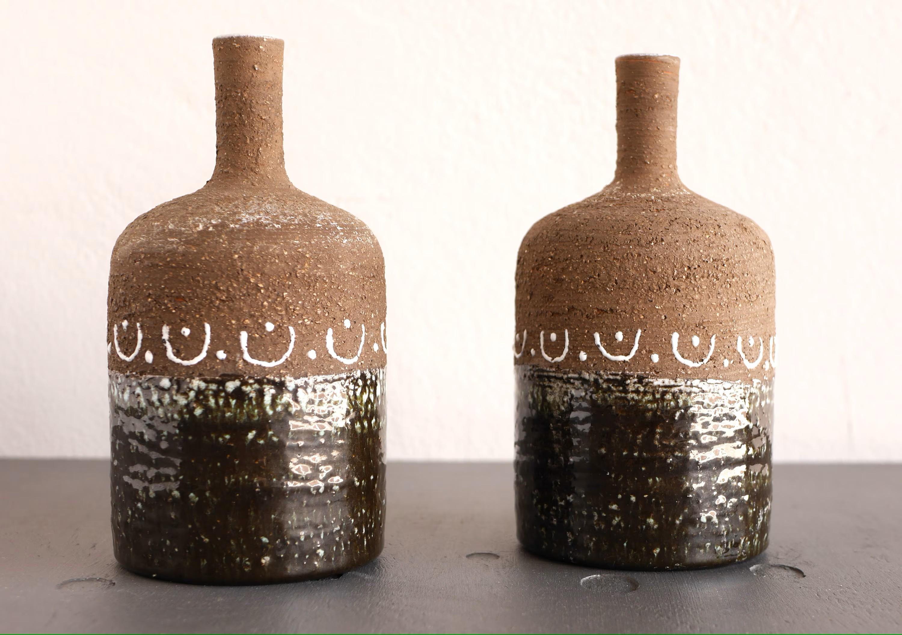 Glazed Mid-century modern Scandinavian brutalist art pottery vases by Nittsjö Sweden For Sale