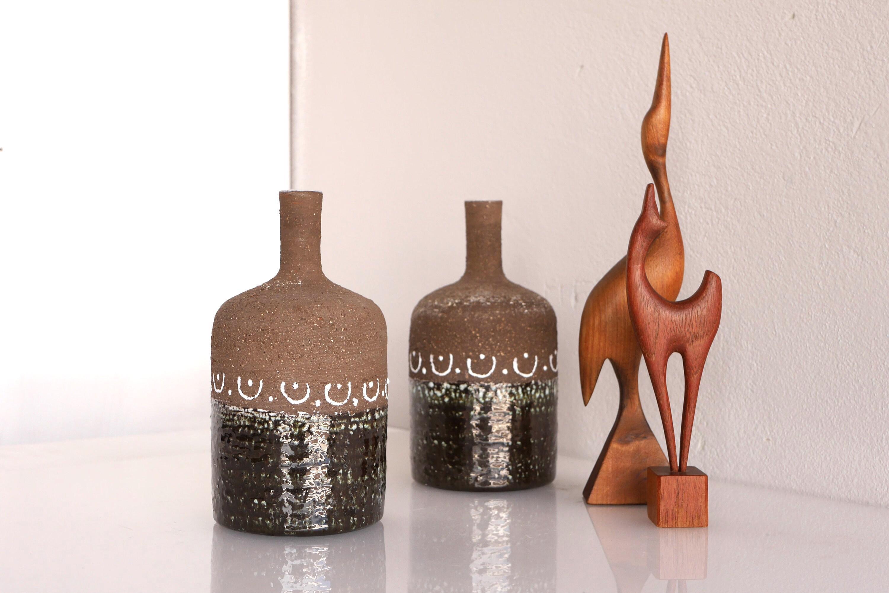 Ceramic Mid-century modern Scandinavian brutalist art pottery vases by Nittsjö Sweden For Sale