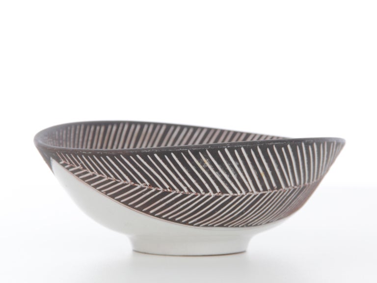 Scandinavian Modern Mid-Century Modern Scandinavian Ceramic Bowl For Sale
