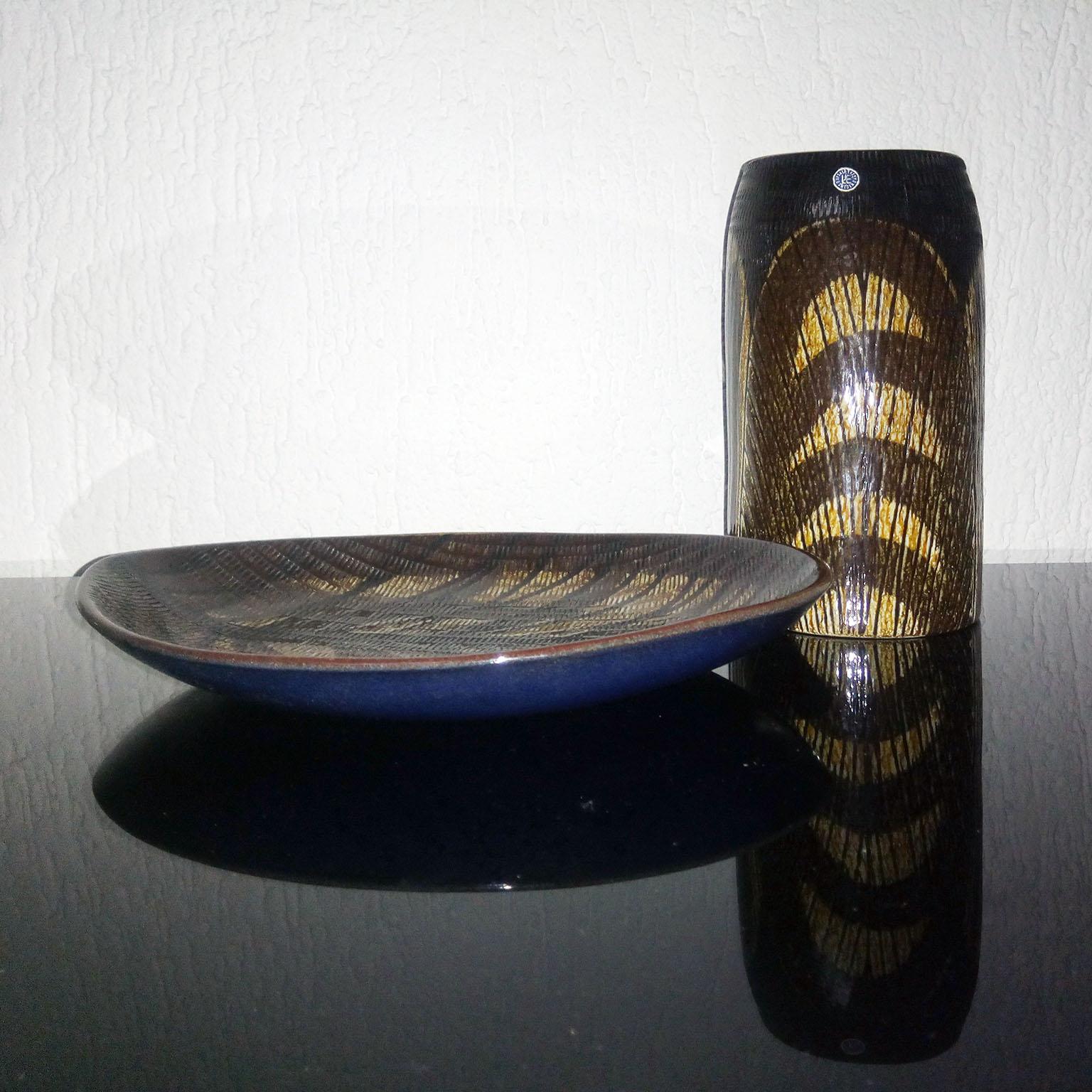 Smaltato Ceramica scandinava moderna di metà secolo di Ingrid Atterberg per Upsala Ekeby in vendita