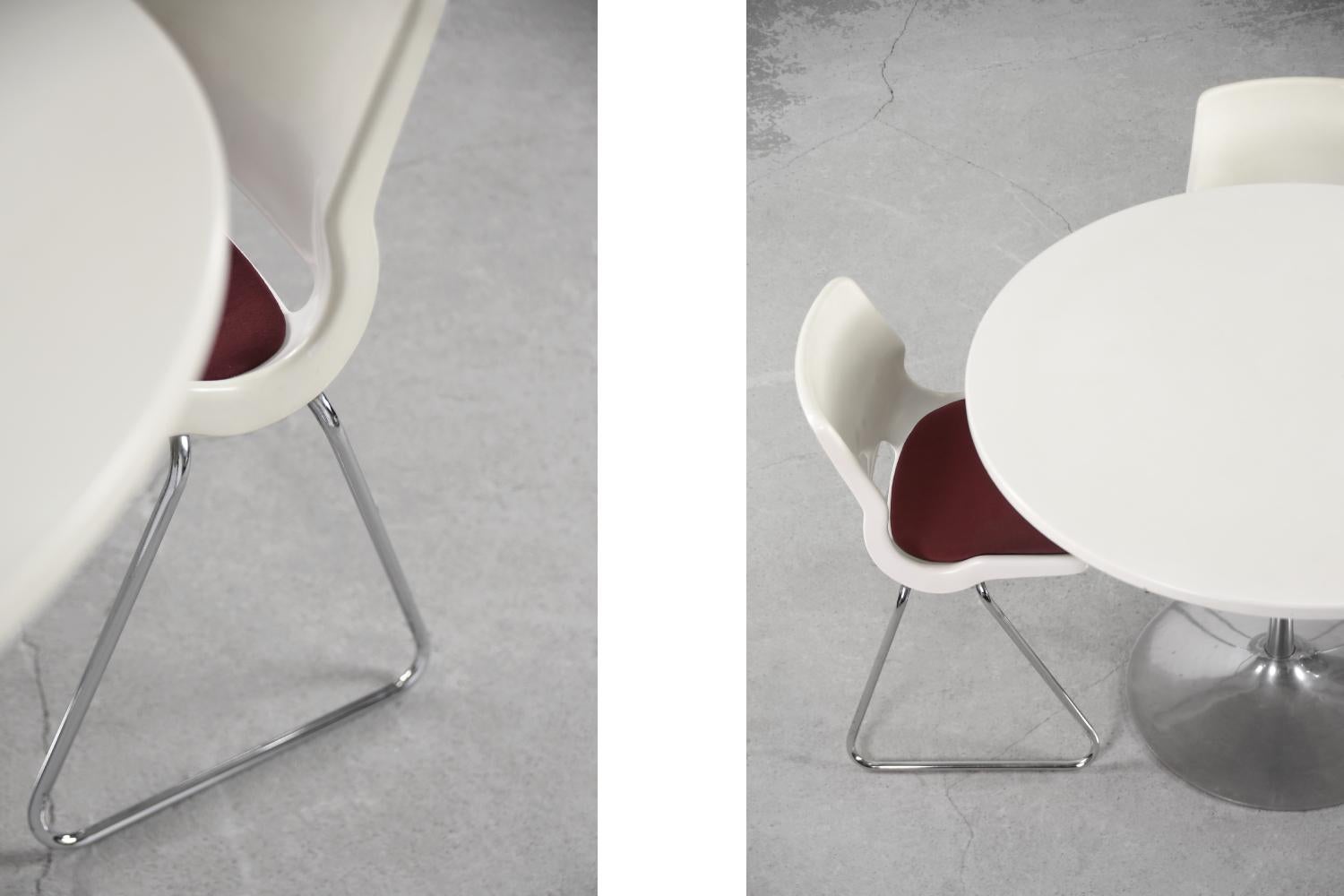 Set of 5 Vintage Mid-Century Modern Scandinavian Plastic & Fabric Chairs, 1970s For Sale 5