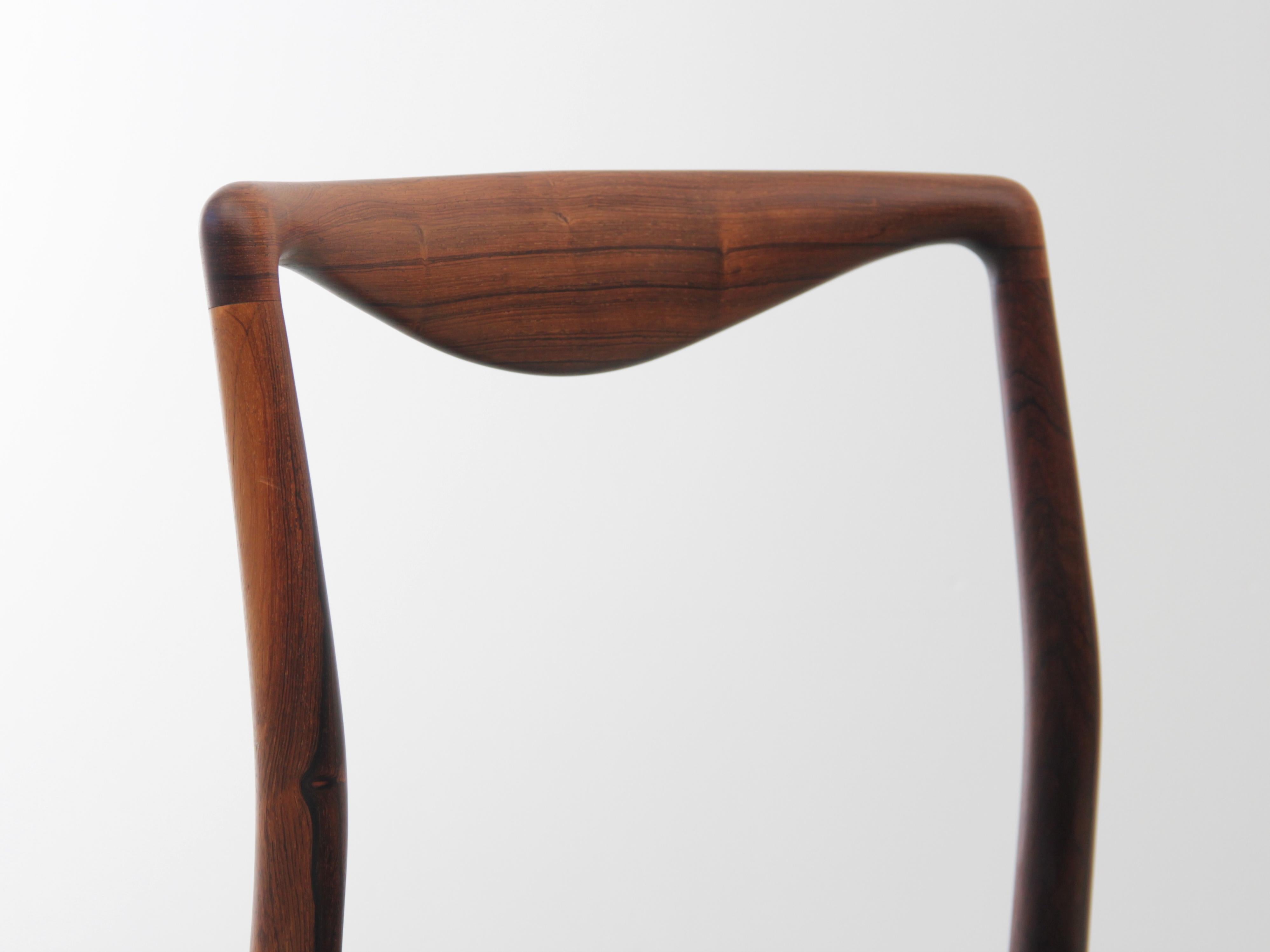 Pelle Sedia scandinava moderna di metà secolo in legno di palissandro di Kai Lyngfeldt Larsen in vendita