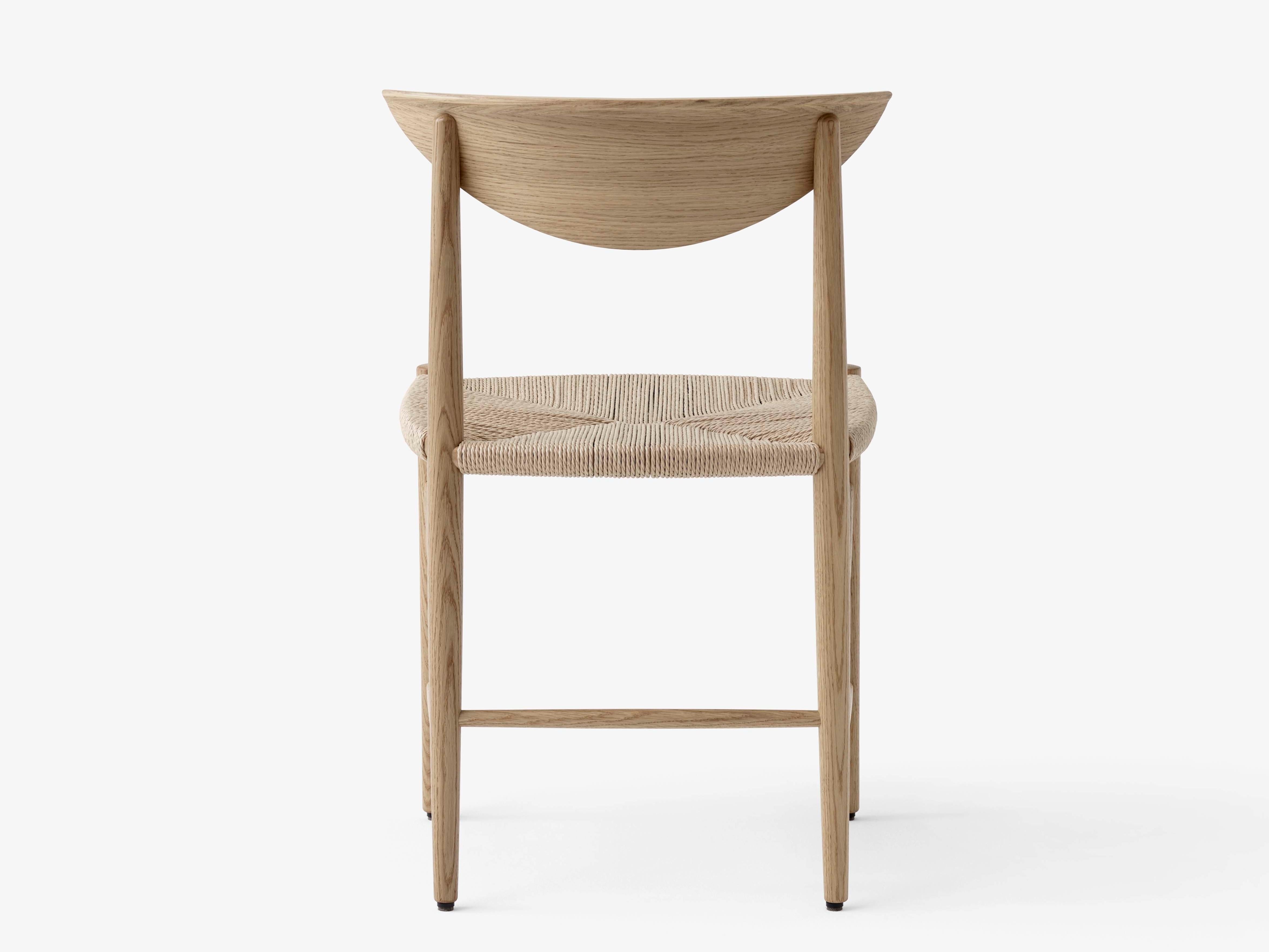 Drawn chair model 316 by Hvidt and Mølgaard. New edition. The model 316 chair by Hvidt & Mølgaard stands out as a definitive piece of Danish design. Relying upon traditional craftsmanship techniques and built out of organic materials, it brings a