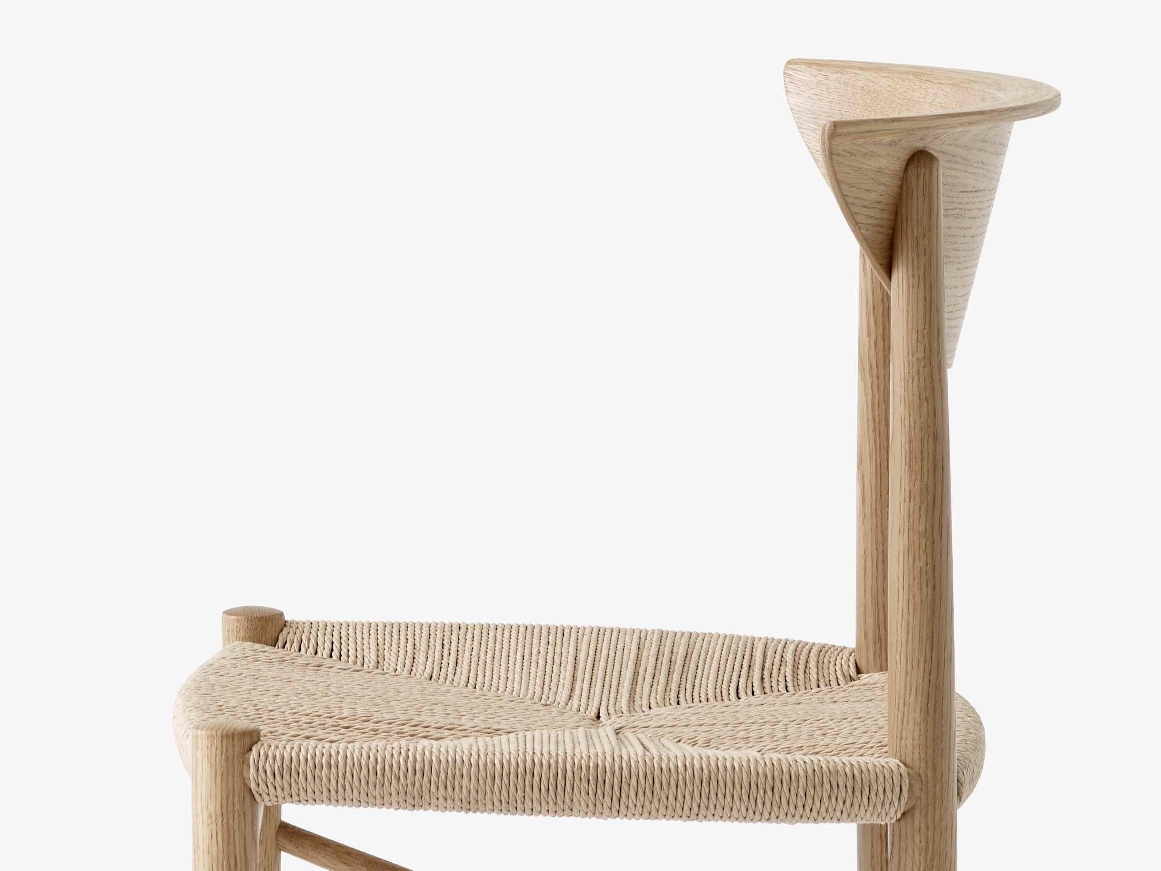 Contemporary Mid-Century Modern Scandinavian Chair Model 316 in Oak by Hvidt & Mølgaard For Sale