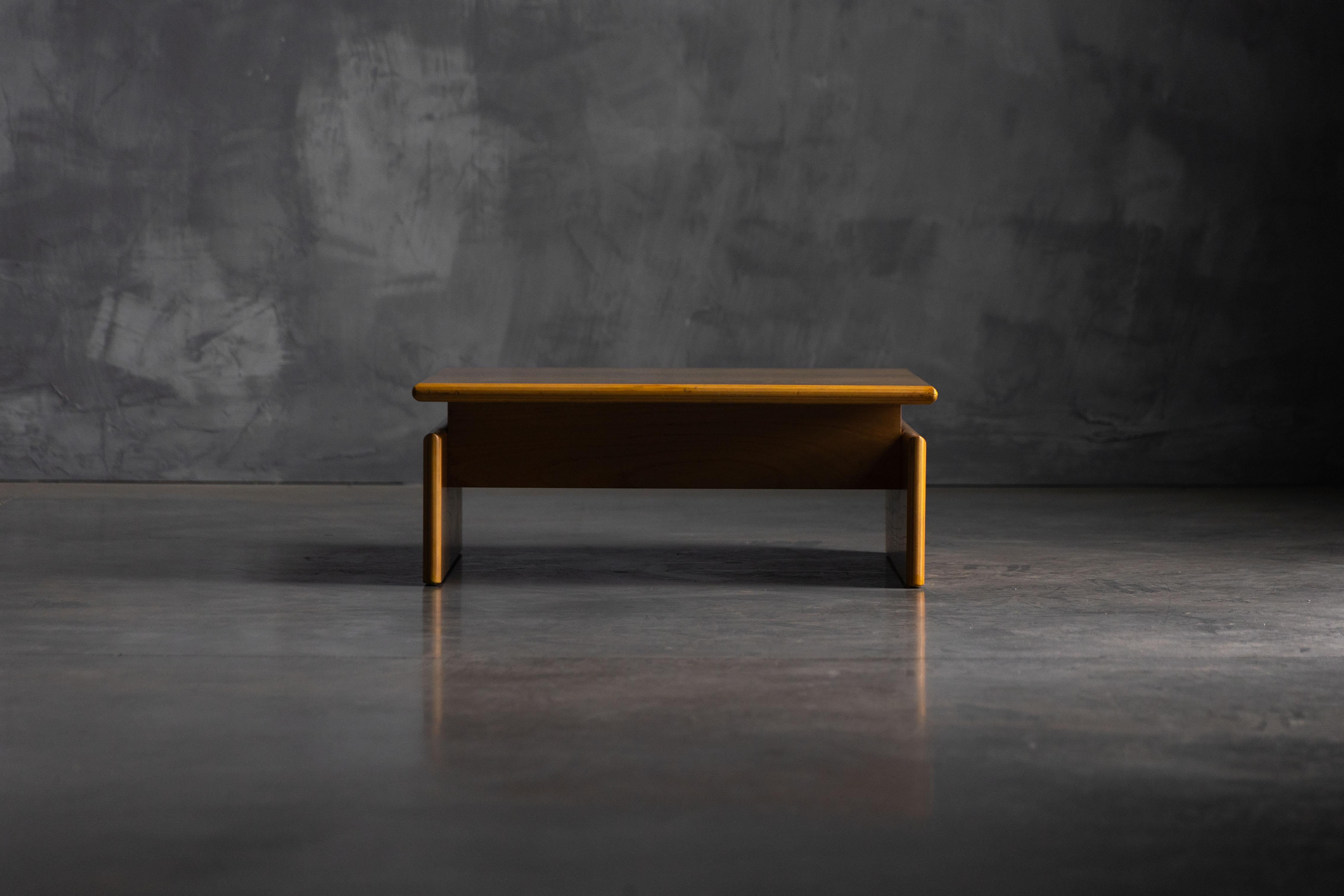 Mid-Century Modern Scandinavian Coffee Table, Denmark, 1970s For Sale 1