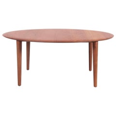 Mid-Century Modern Scandinavian Coffee Table in Teak by Hvidt & Mølgaard Nielsen