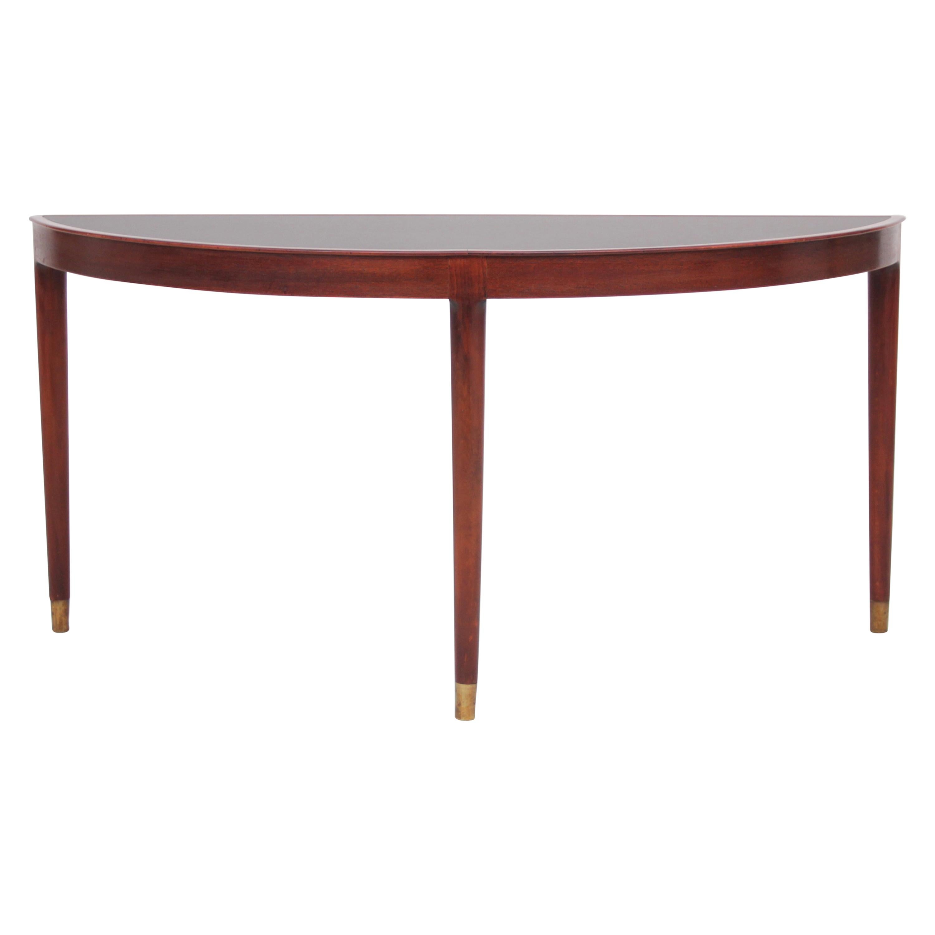 Mid-Century Modern Scandinavian Coffee Table or Side Table For Sale