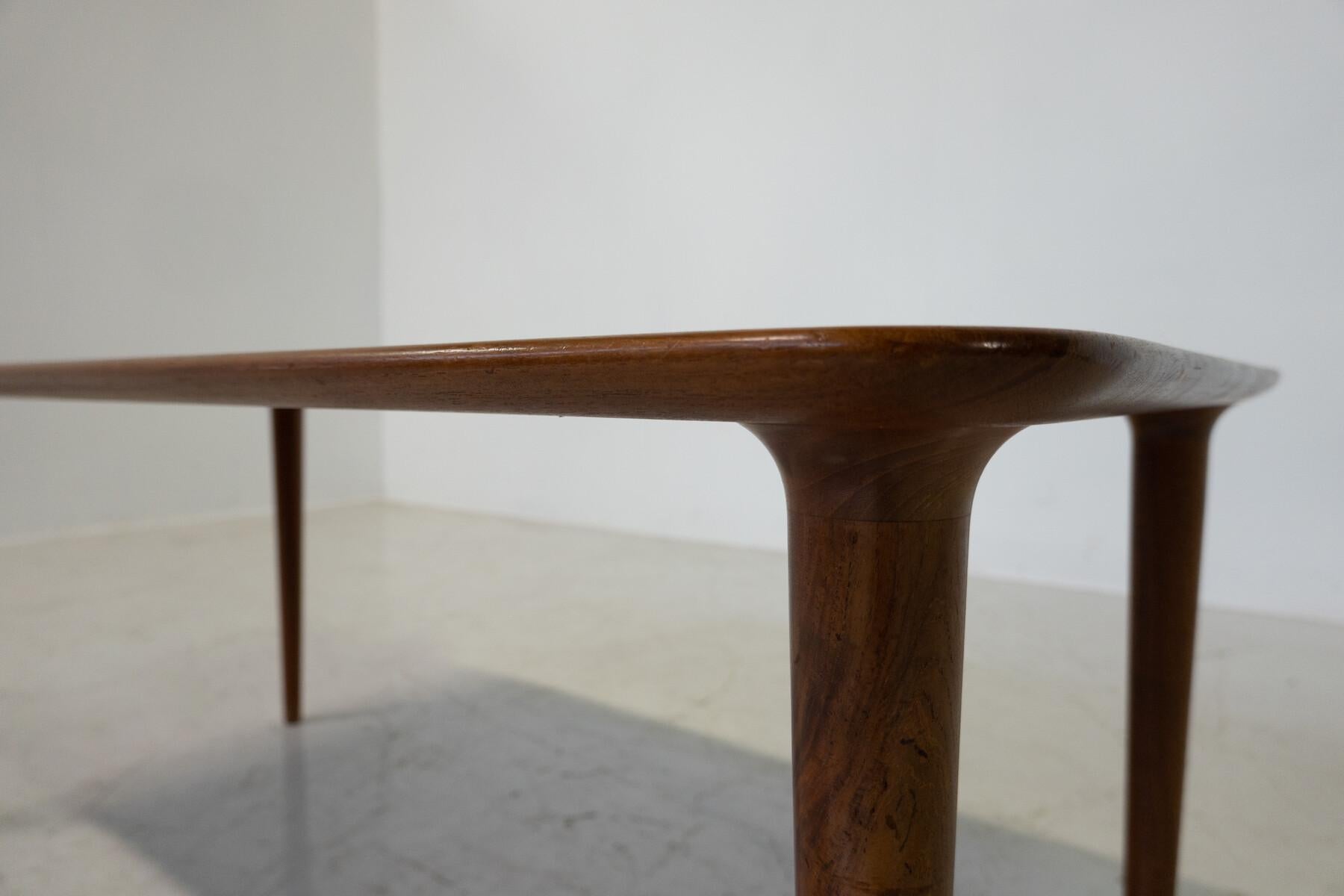 Mid-Century Modern Scandinavian Coffee Table, Teck, 1960s For Sale 4