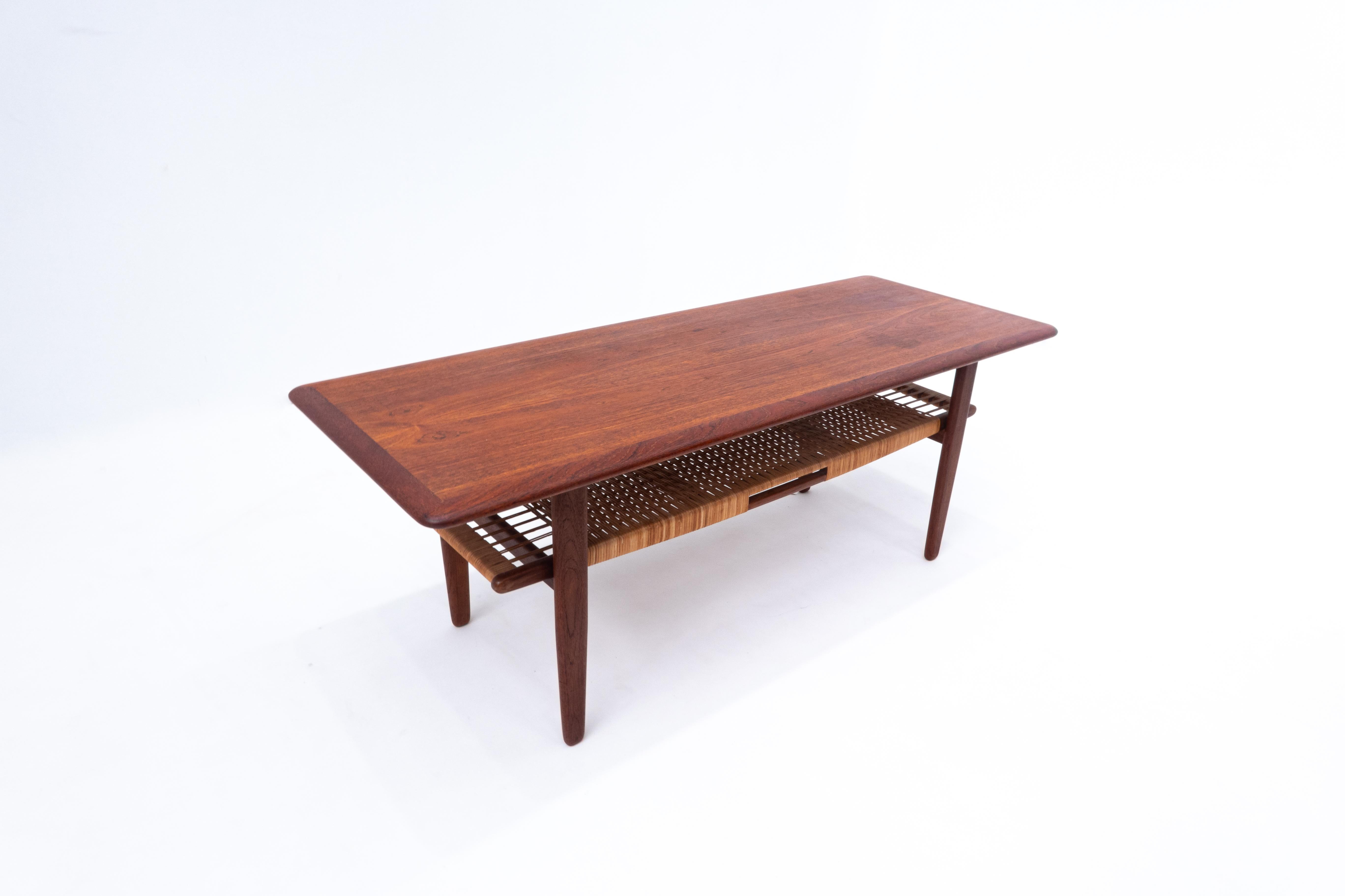 Mid-Century Modern Scandinavian Coffee Table, Wood, 1960s For Sale 1