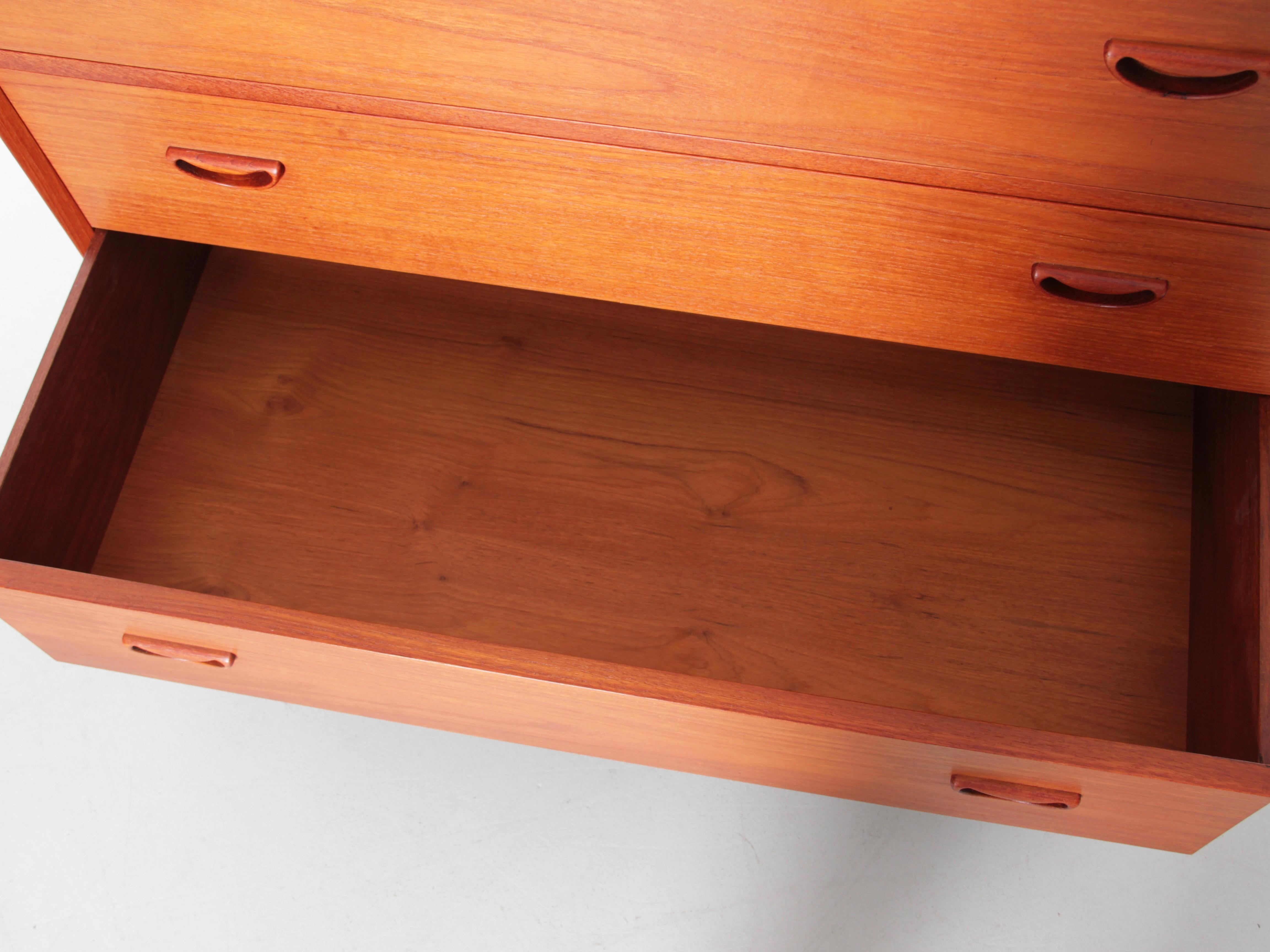 Mid-Century Modern Scandinavian Commode Dressing Table in Solid Teak 9