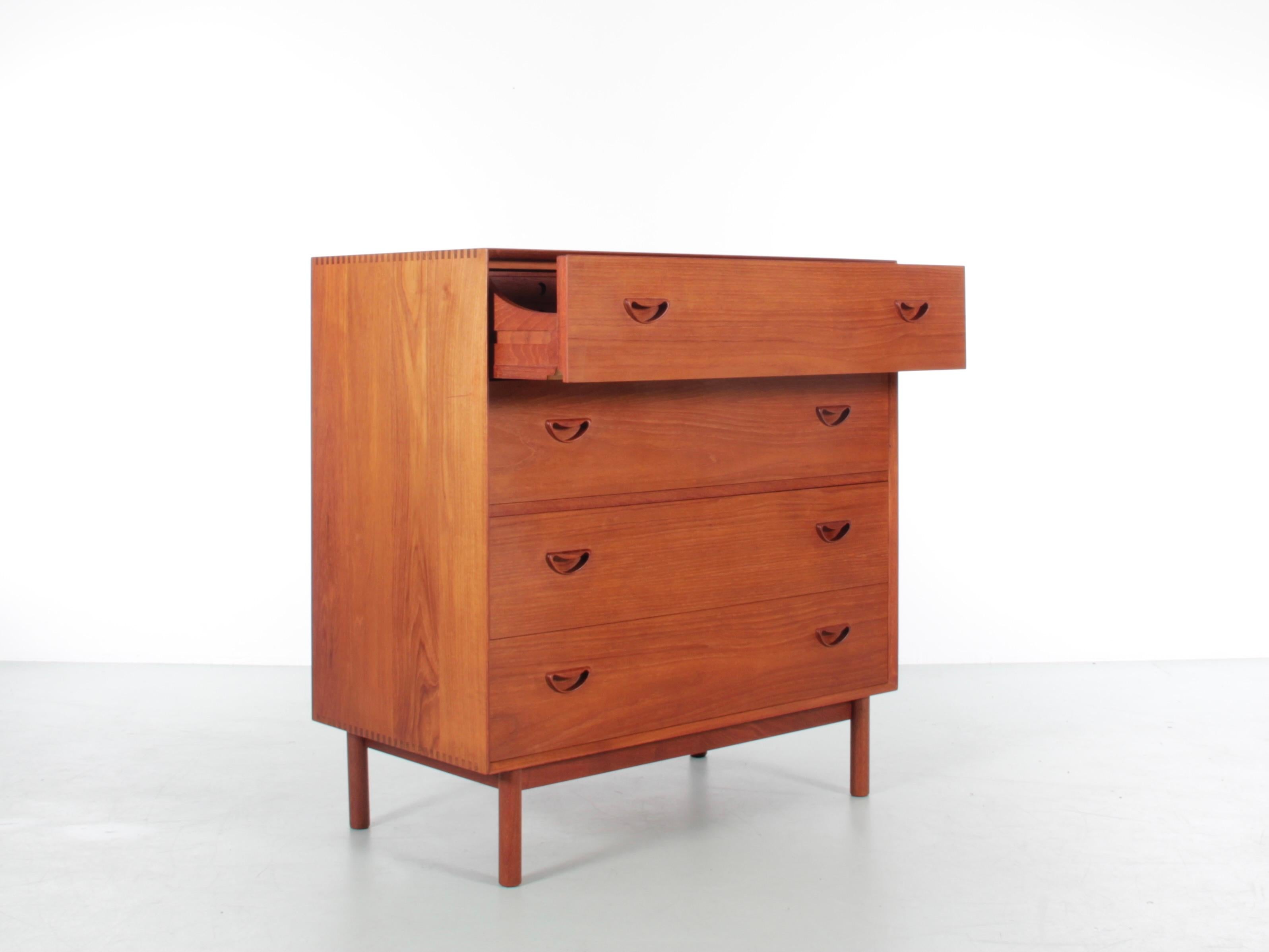 Mid-Century Modern Scandinavian Commode Dressing Table in Solid Teak In Good Condition In Courbevoie, FR