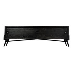 Mid-Century Modern Skandinavisches Sideboard aus dunkler Eiche mit Holz- und Metallgriffen