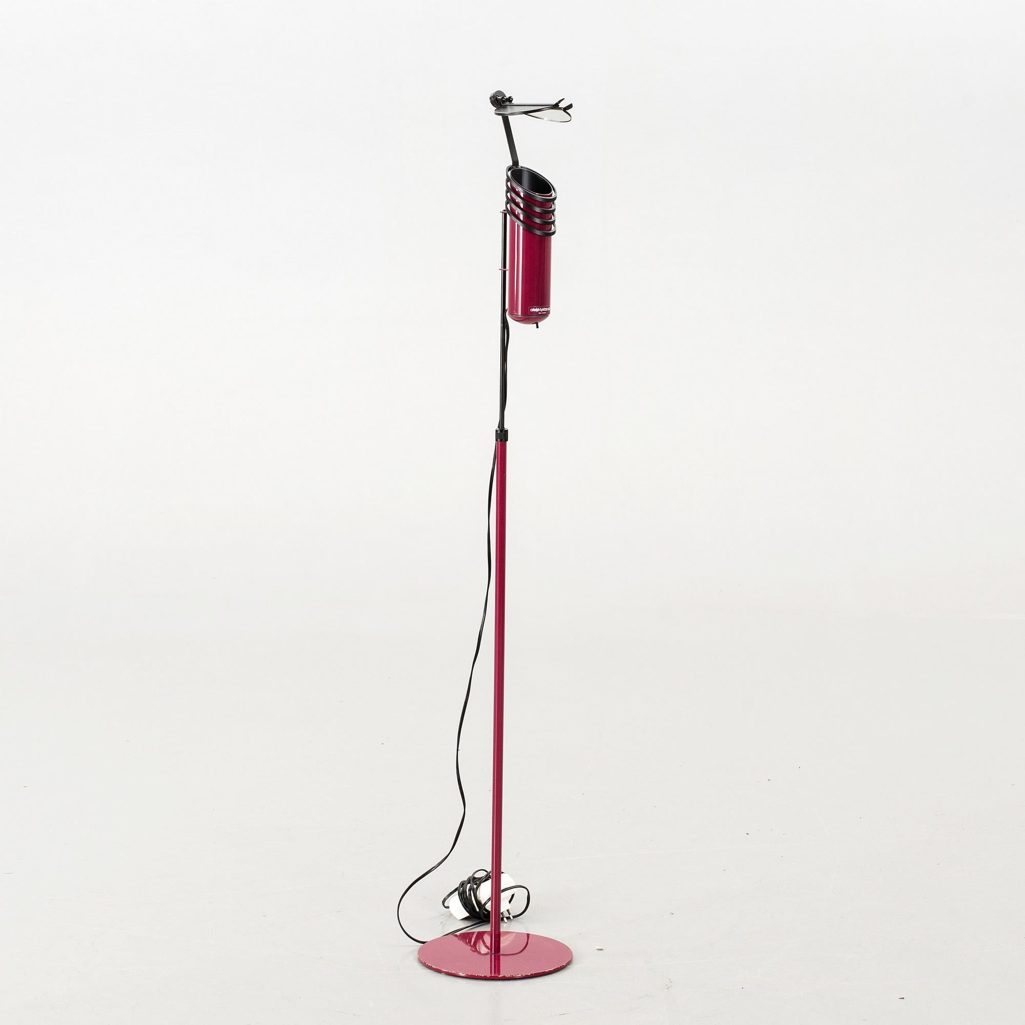 Mid-Century Modern Scandinavian Design Adjustable Reflector Floor Lamp For Sale 3