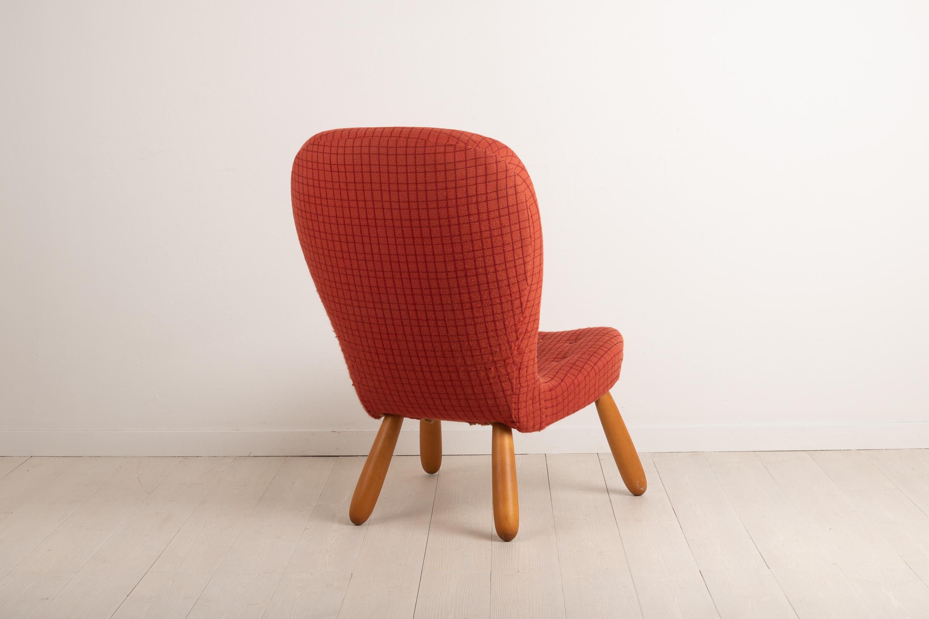 Fabric Mid-Century Modern Scandinavian Design Clam Chair