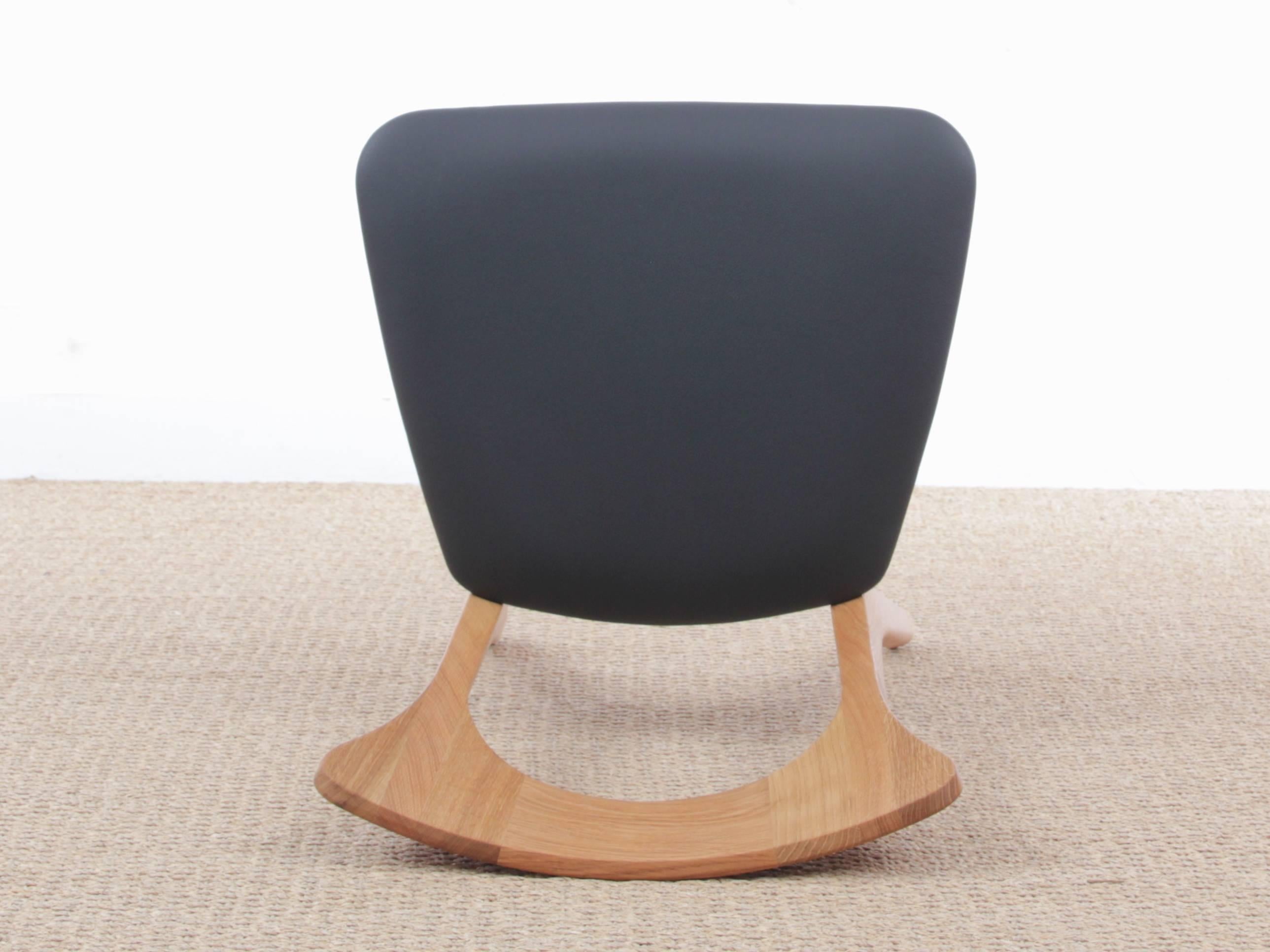 Legno Sedia da pranzo scandinava Model Peter di Niels Koefoed, Nuova Edizione in vendita