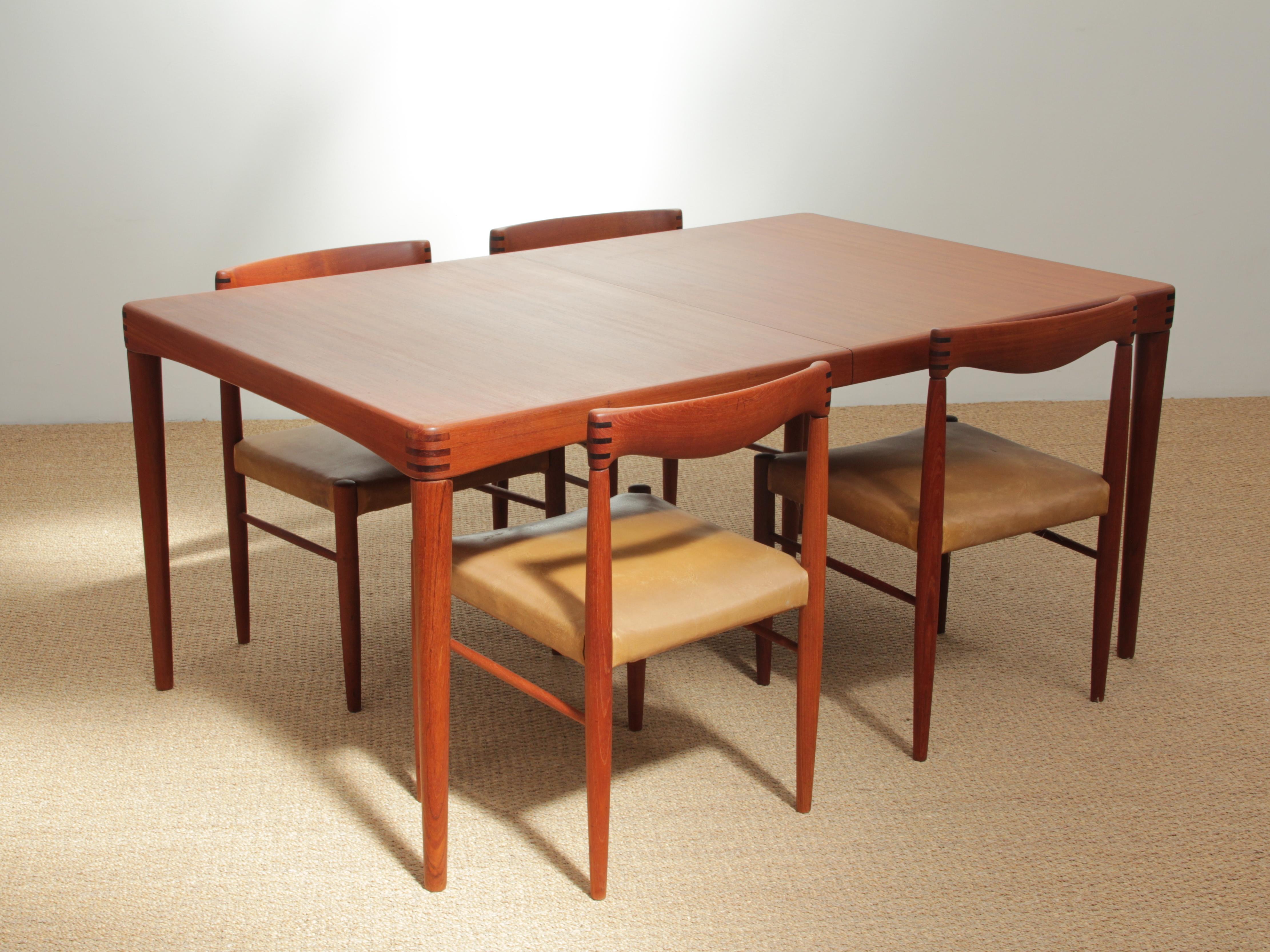 Mid-Century Modern Scandinavian Dining Table in Teak 4/8 Seats by H. W. Klein 10