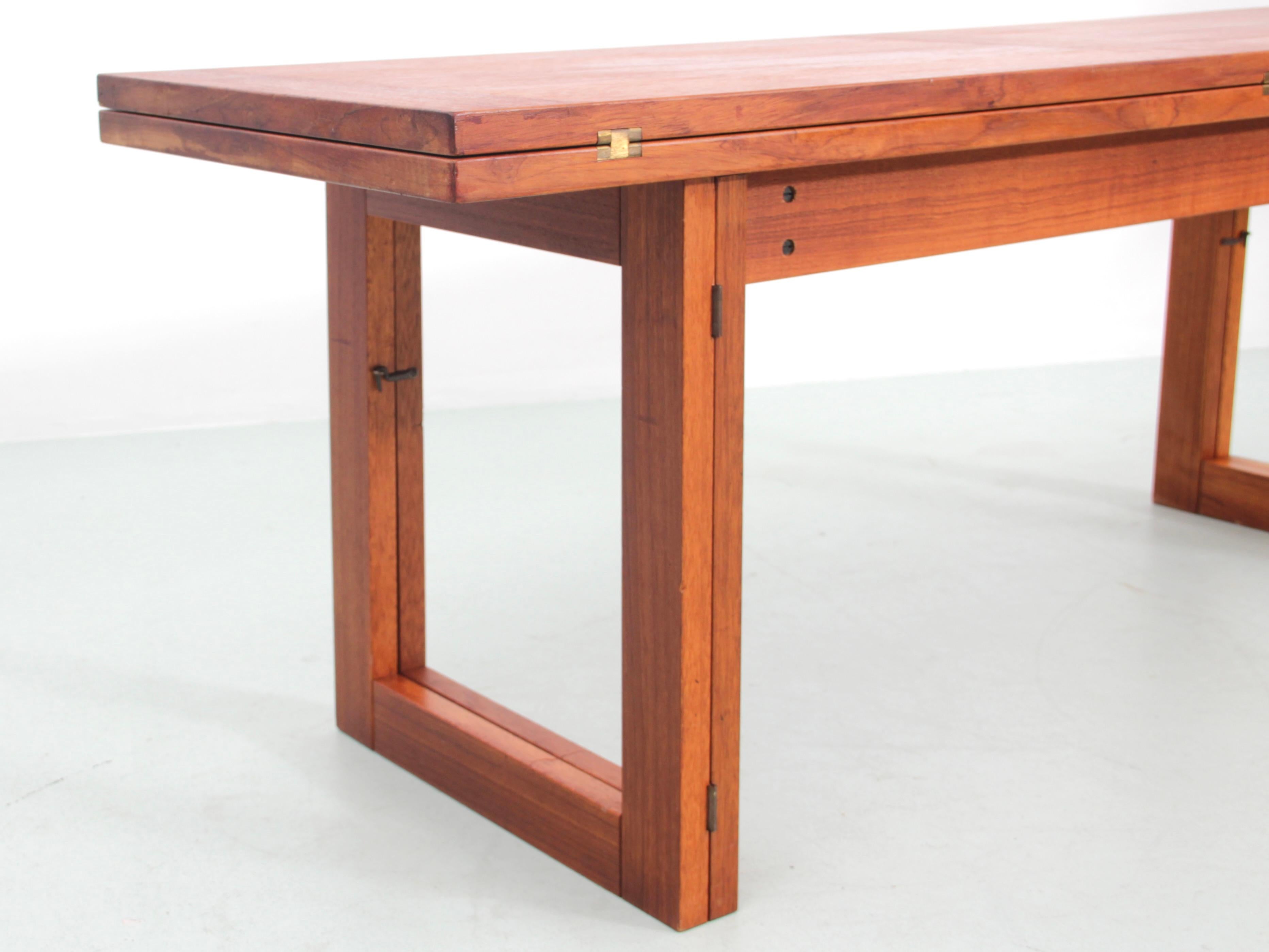 Mid-Century Modern scandinavian folding coffee table in teak For Sale 6