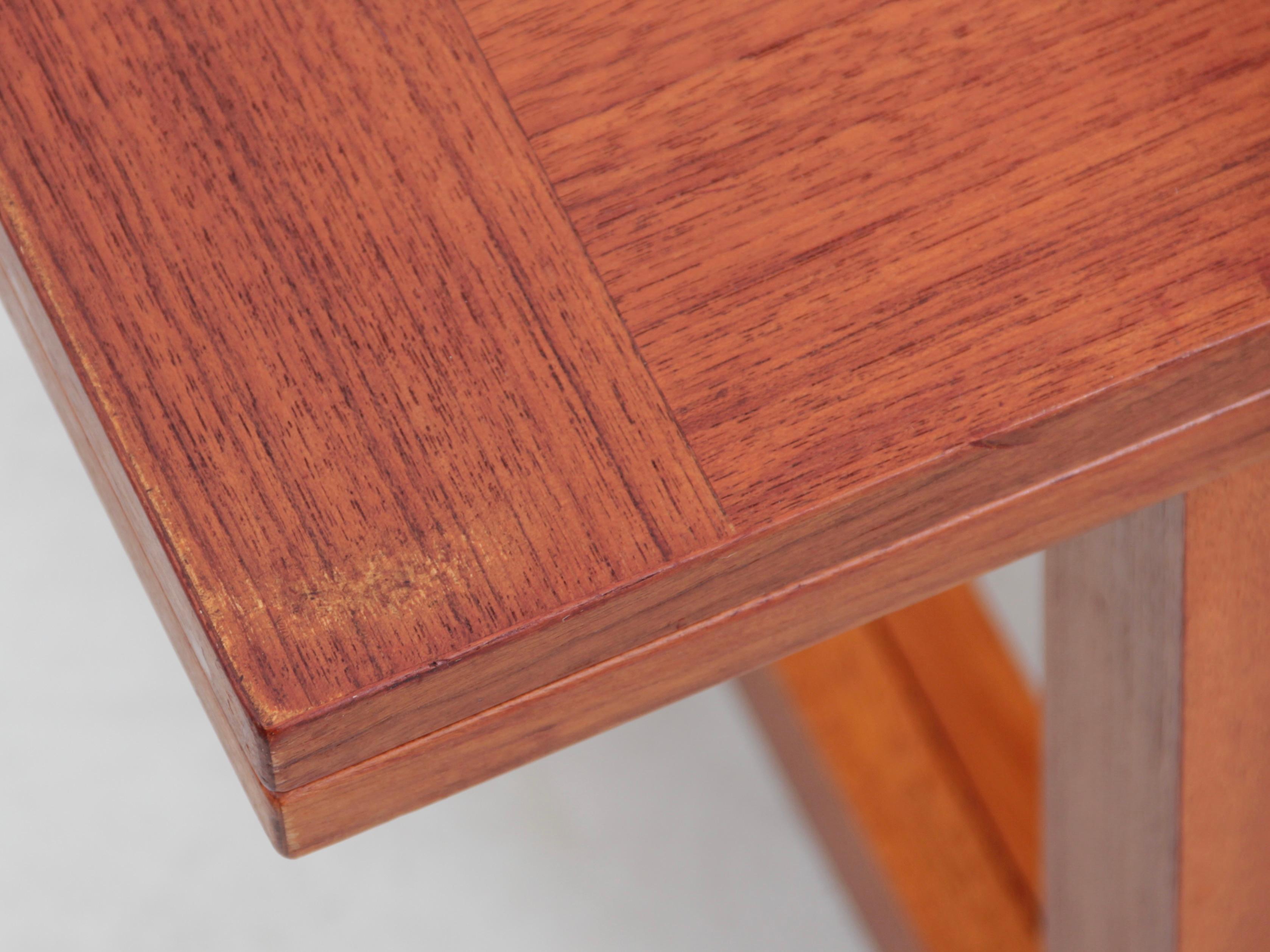 Mid-20th Century Mid-Century Modern scandinavian folding coffee table in teak For Sale