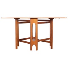 Mid-Century Modern Scandinavian Folding Dining Table in Teak 4/6 Seats