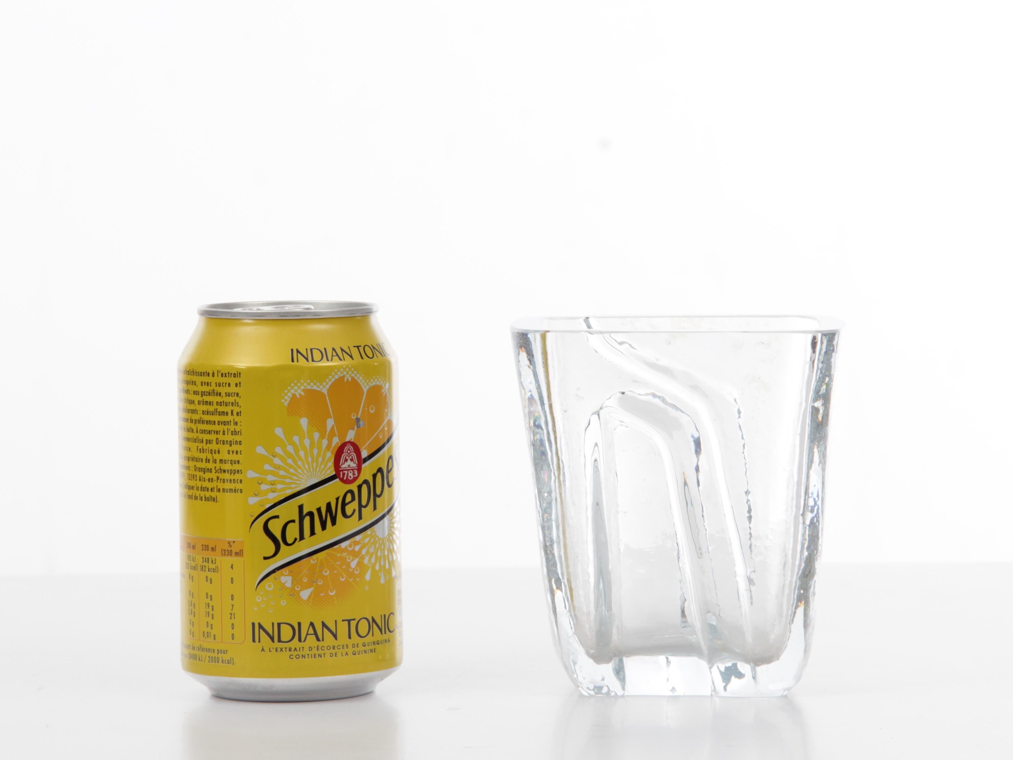 Metà XX secolo Vaso di vetro scandinavo moderno di metà secolo in vendita