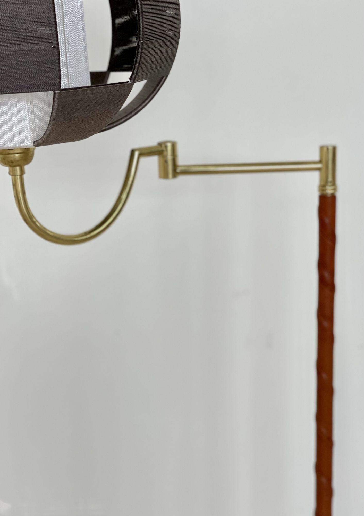 EWA, Mid-Century Modern, Floor Lamp, Leather, Brass, Sweden, 1950s For Sale 5