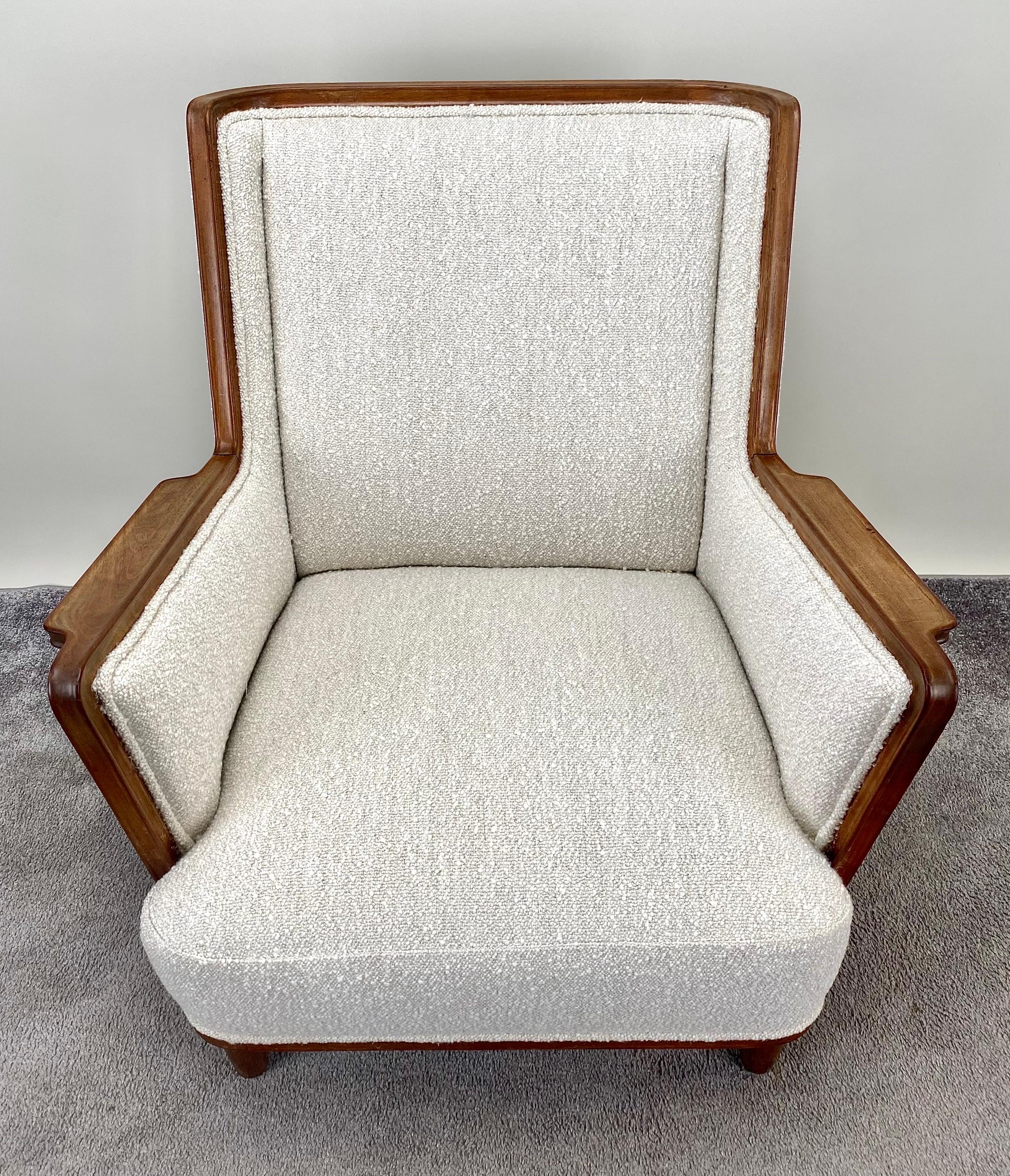 Mid-Century Modern Scandinavian Lounge Chair in Mahogany Frame & Bouclé  In Good Condition For Sale In Plainview, NY