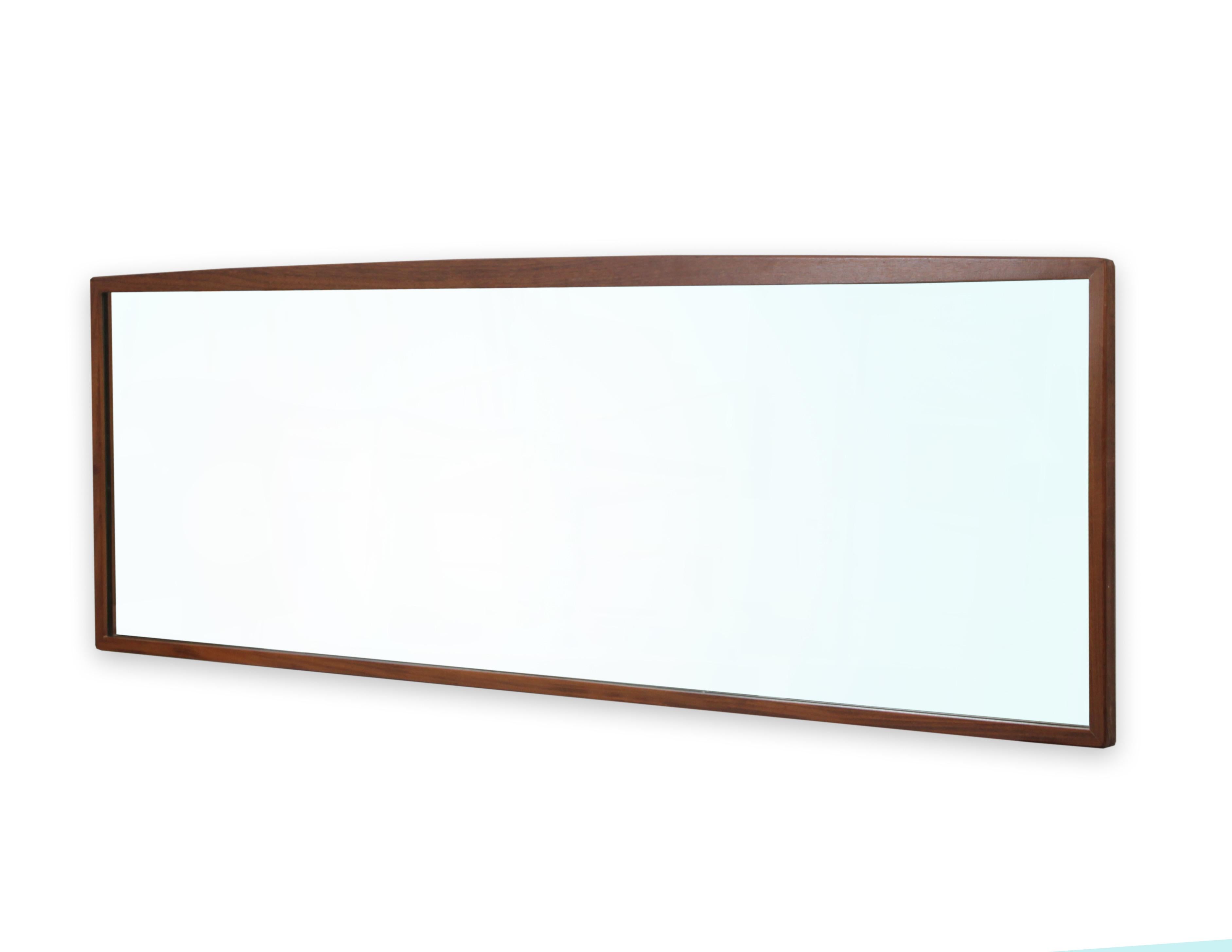 Mid-Century Modern scandinavian mirror in Rio rosewood. To be hanged horizontaly. Was probably a part of a dressing table.
