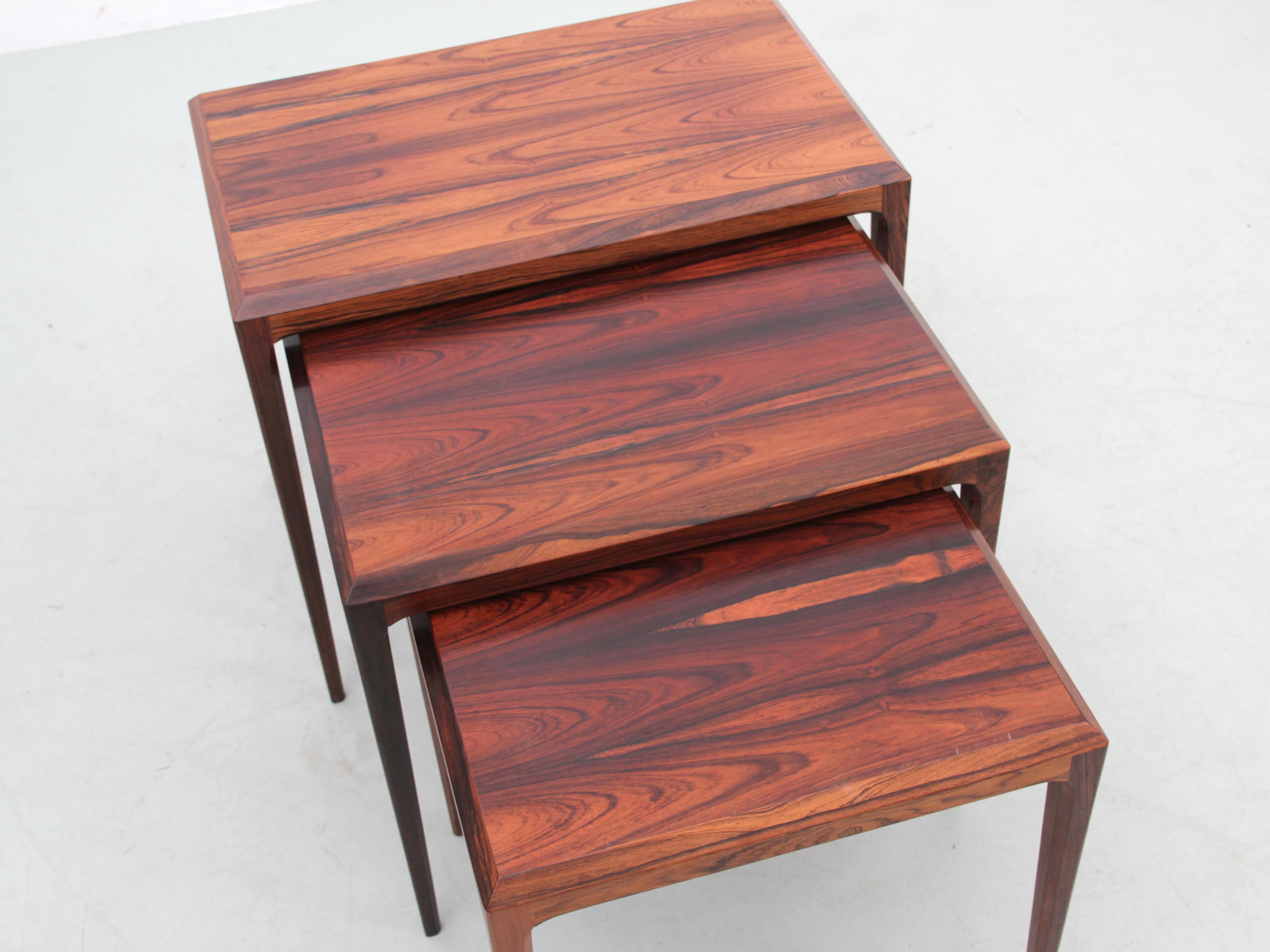 Mid-Century Modern Scandinavian Nesting Tables in Rio Rosewood by Johannes Ander For Sale 2