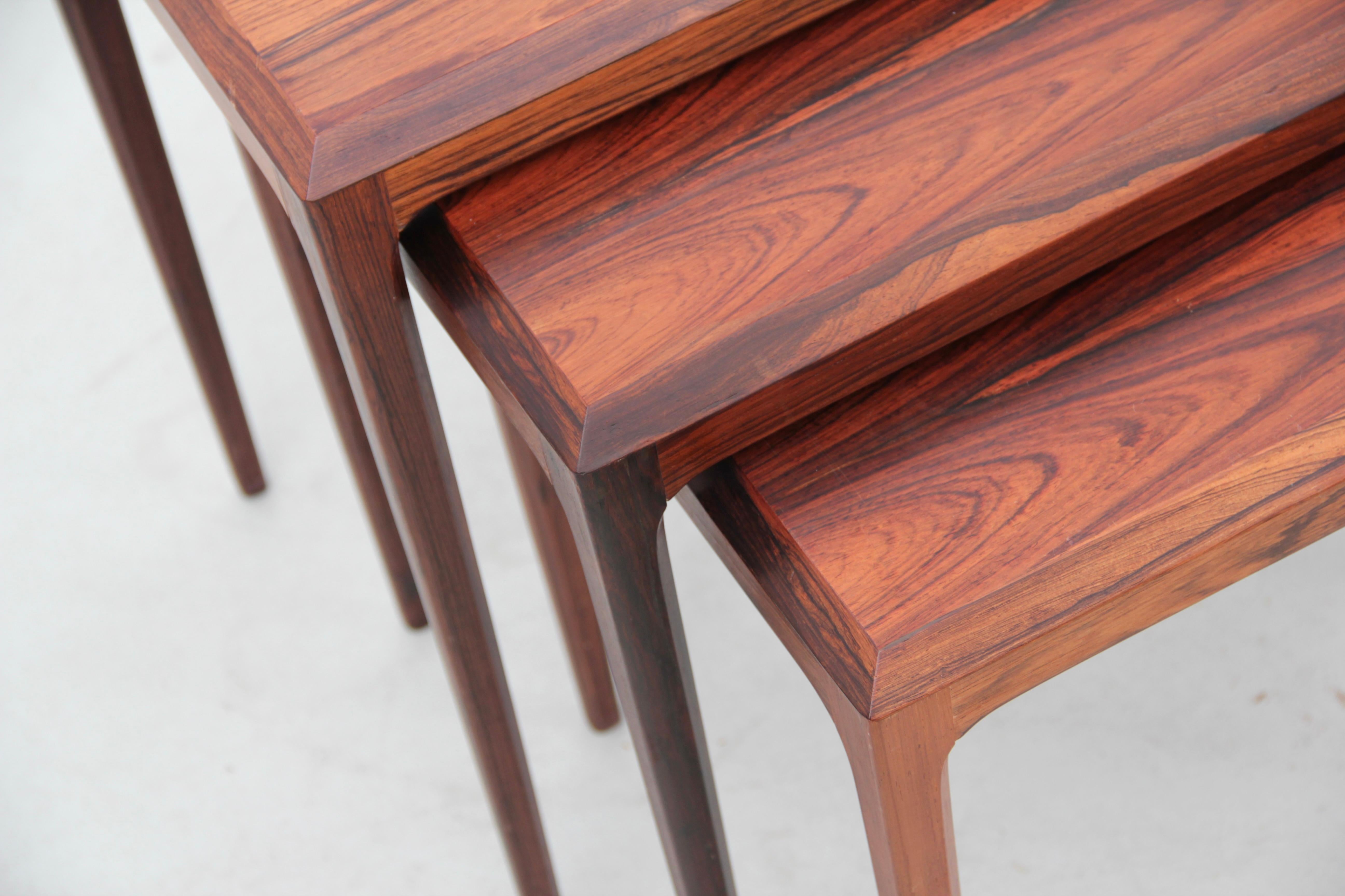 Mid-Century Modern Scandinavian Nesting Tables in Rio Rosewood by Johannes Ander For Sale 3