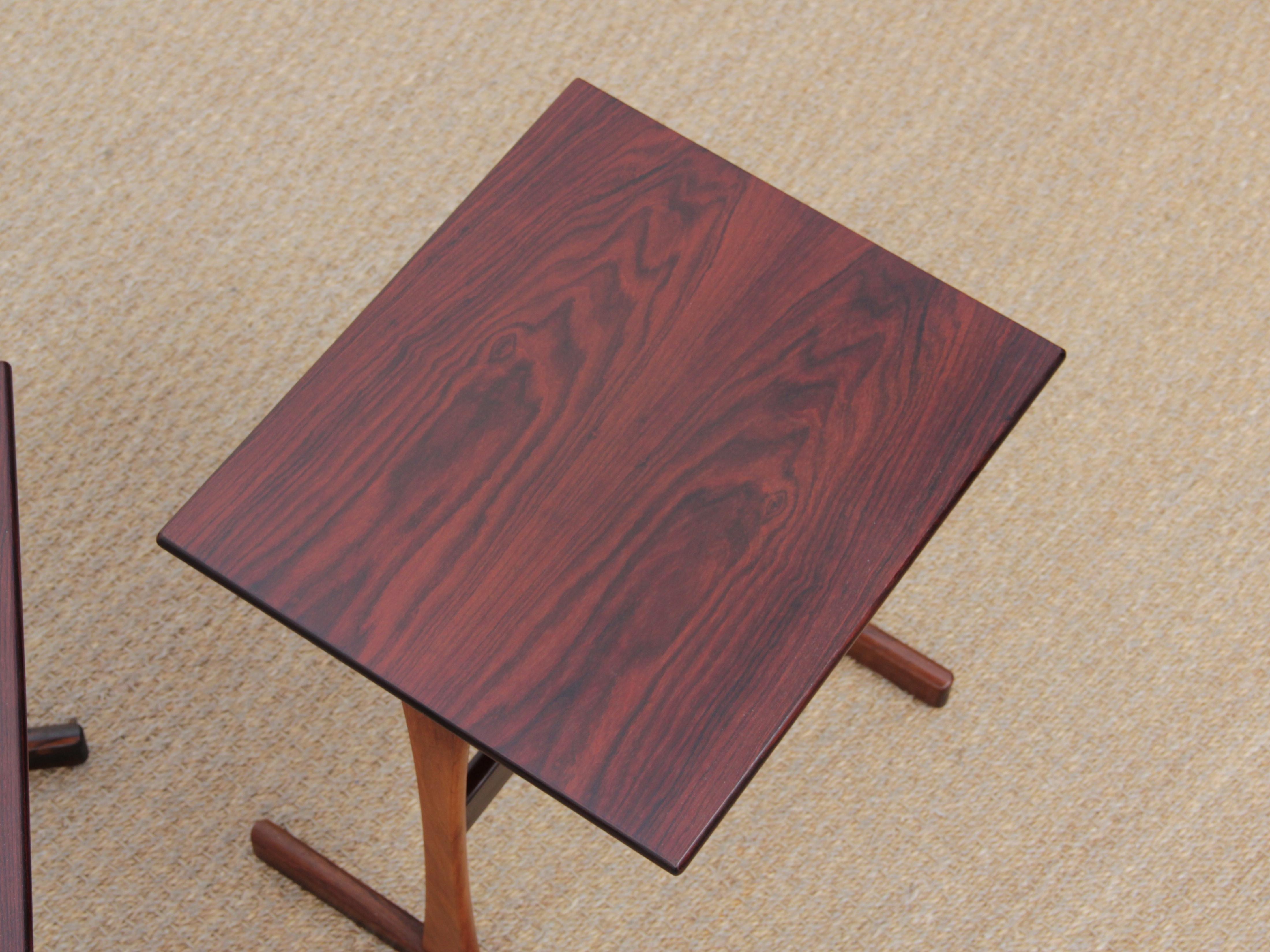 Mid-Century Modern Scandinavian Nesting Tables in Rosewood For Sale 1