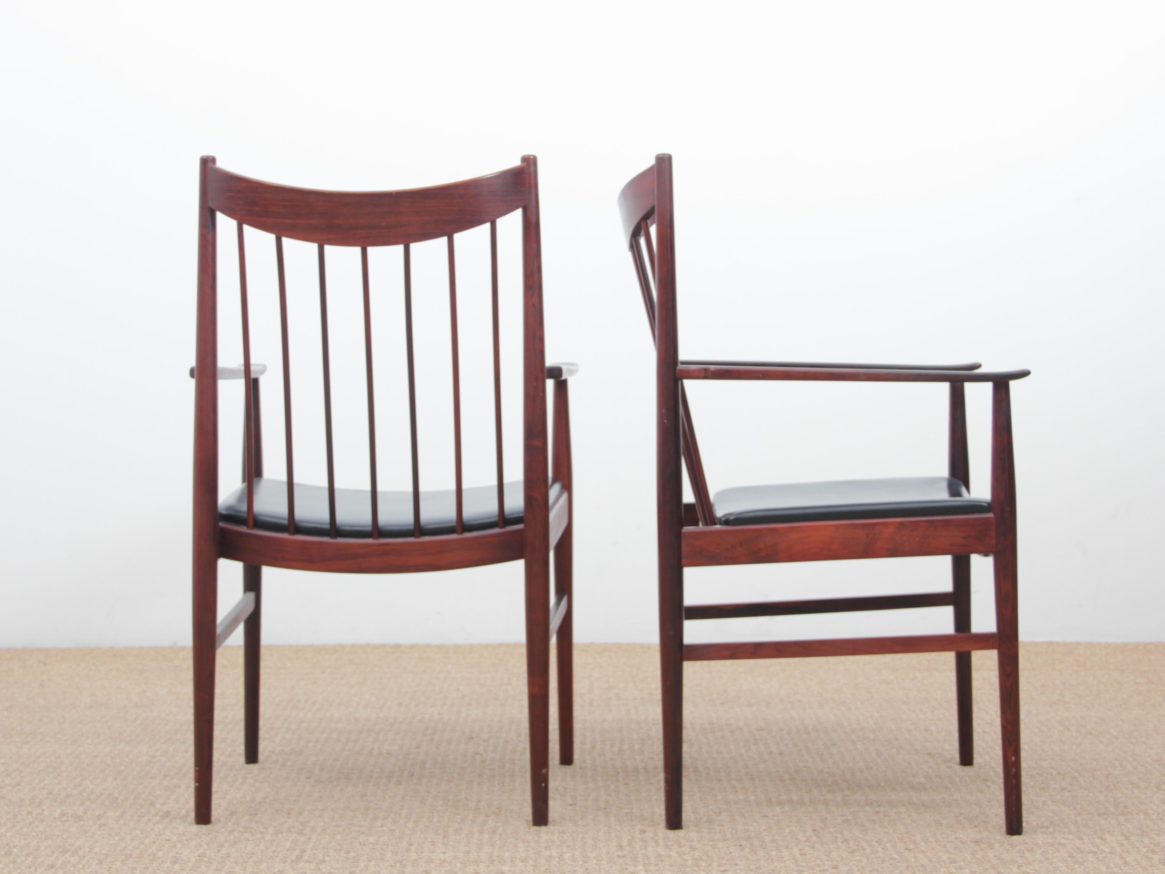 Mid-Century Modern Scandinavian pair of armchairs in rosewood by Arne Vodder for Sibast Furniture. Original seat in similar leather needed to be reupholstered. New upholstery on demand, leather or fabric: + €220 per chair. Delivery time 4