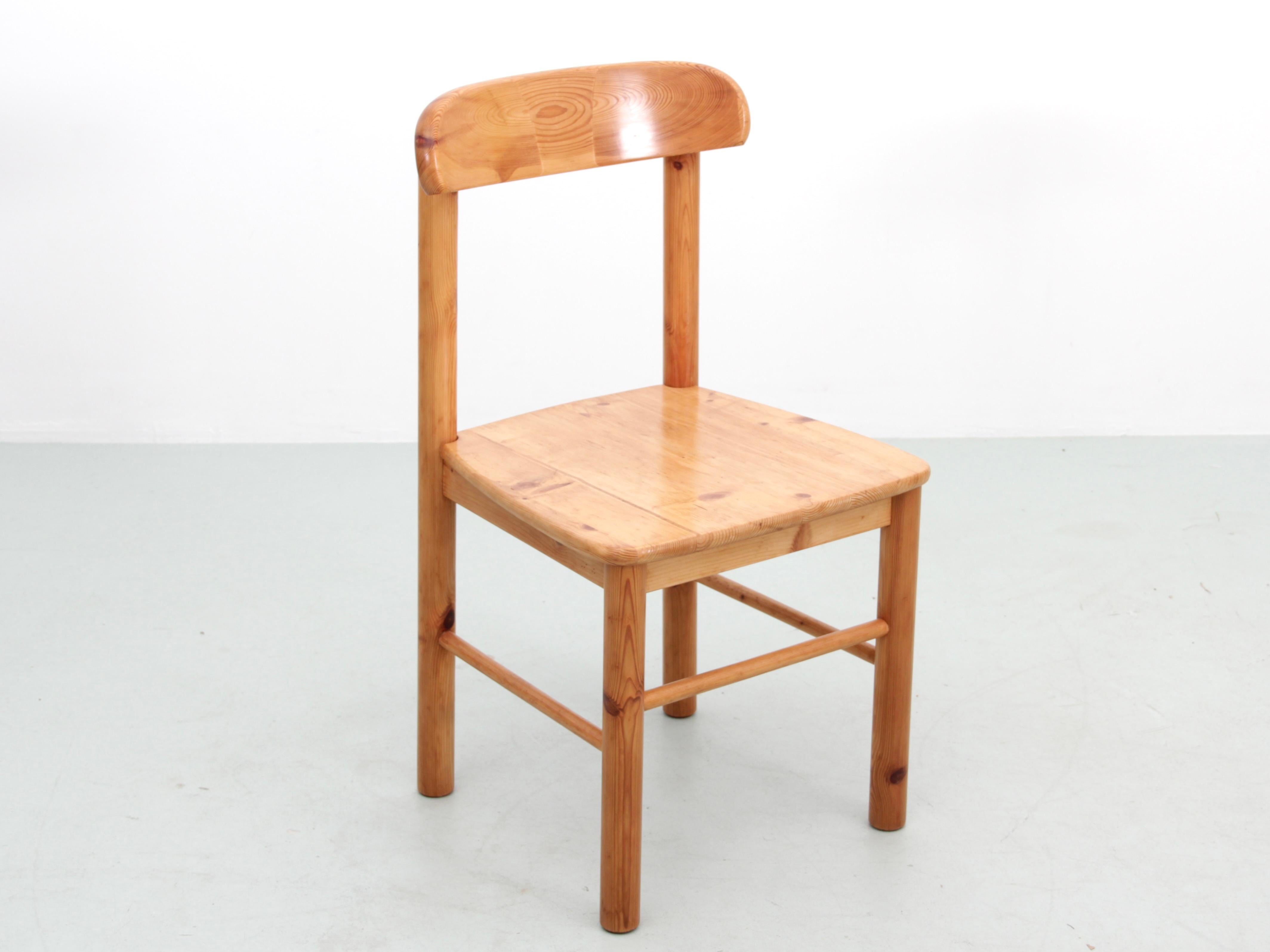 Mid-Century modern scandinavian pair of chairs in pine by Rainer Daumiller For Sale 9