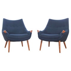 Mid-Century Modern Scandinavian Pair of Lounge Chair "Mama Bear"