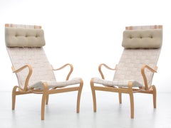 Mid-Century Modern Scandinavian Pair of Lounge Chair "Miranda" by Bruno Mathsson