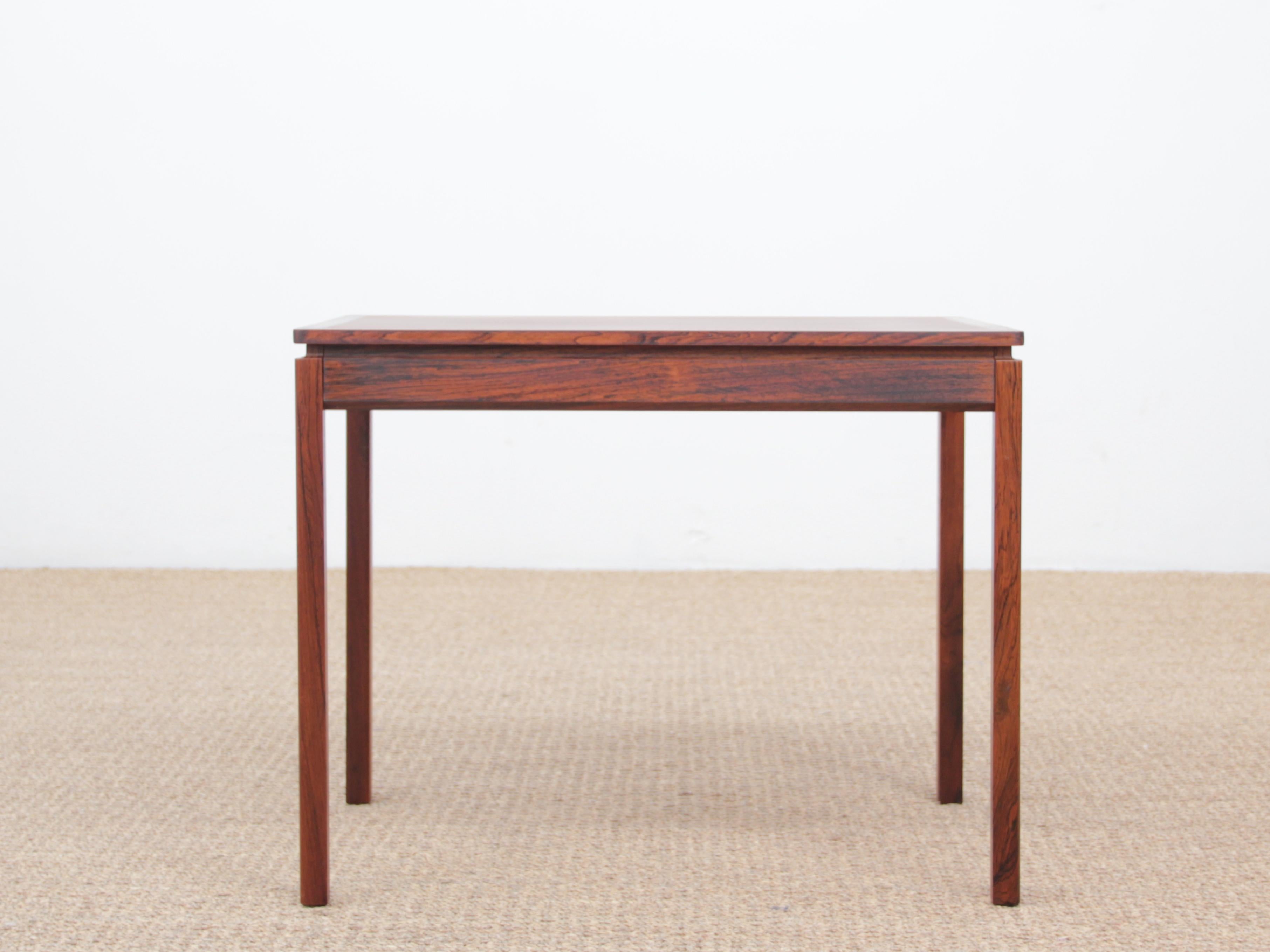 Mid-Century Modern scandinavian pair of occasionnal table by Yngvar Sandstrom.