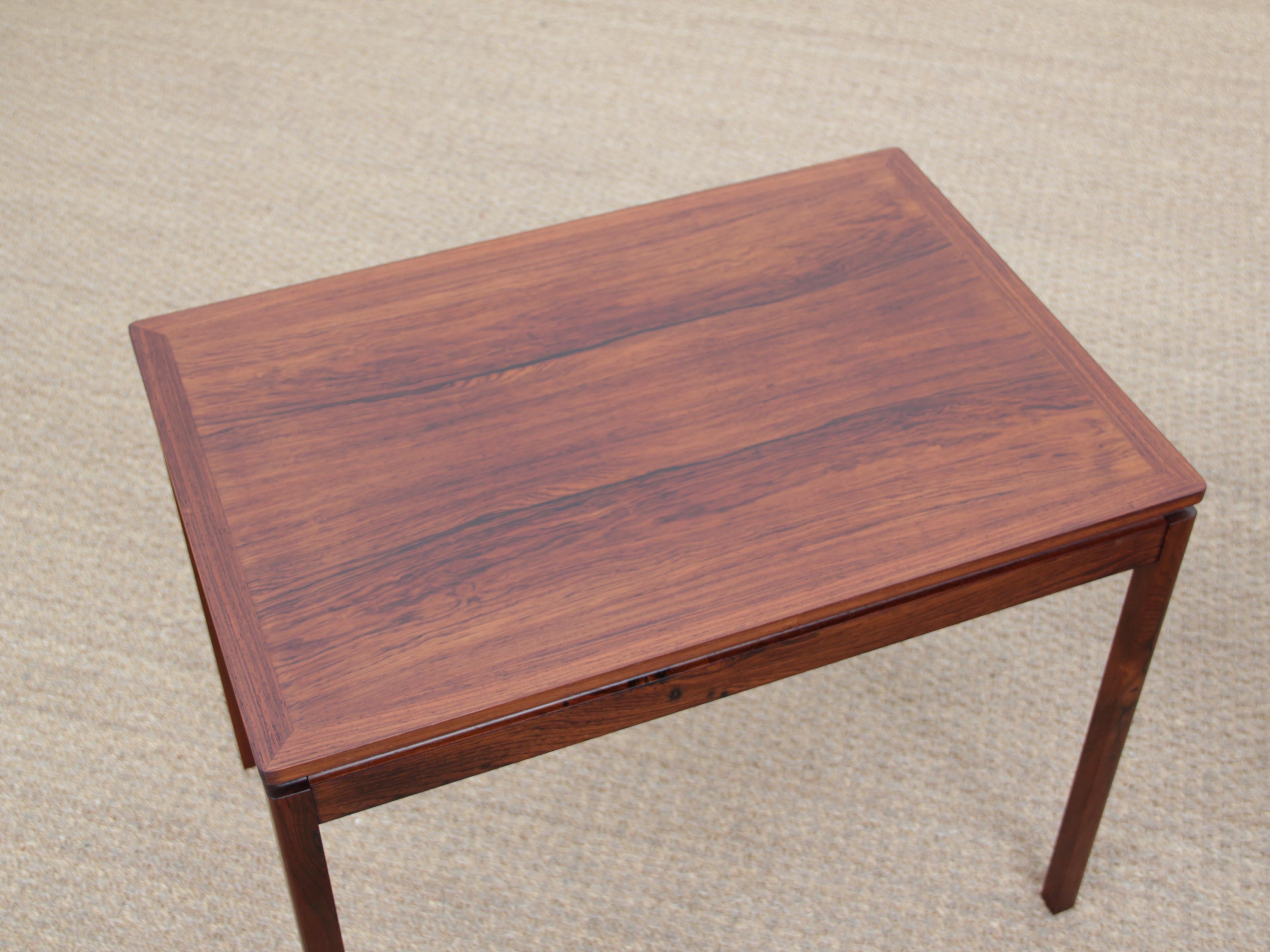 Mid-Century Modern Scandinavian Pair of Occasionnal Table by Yngvar Sandstrom In Good Condition In Courbevoie, FR